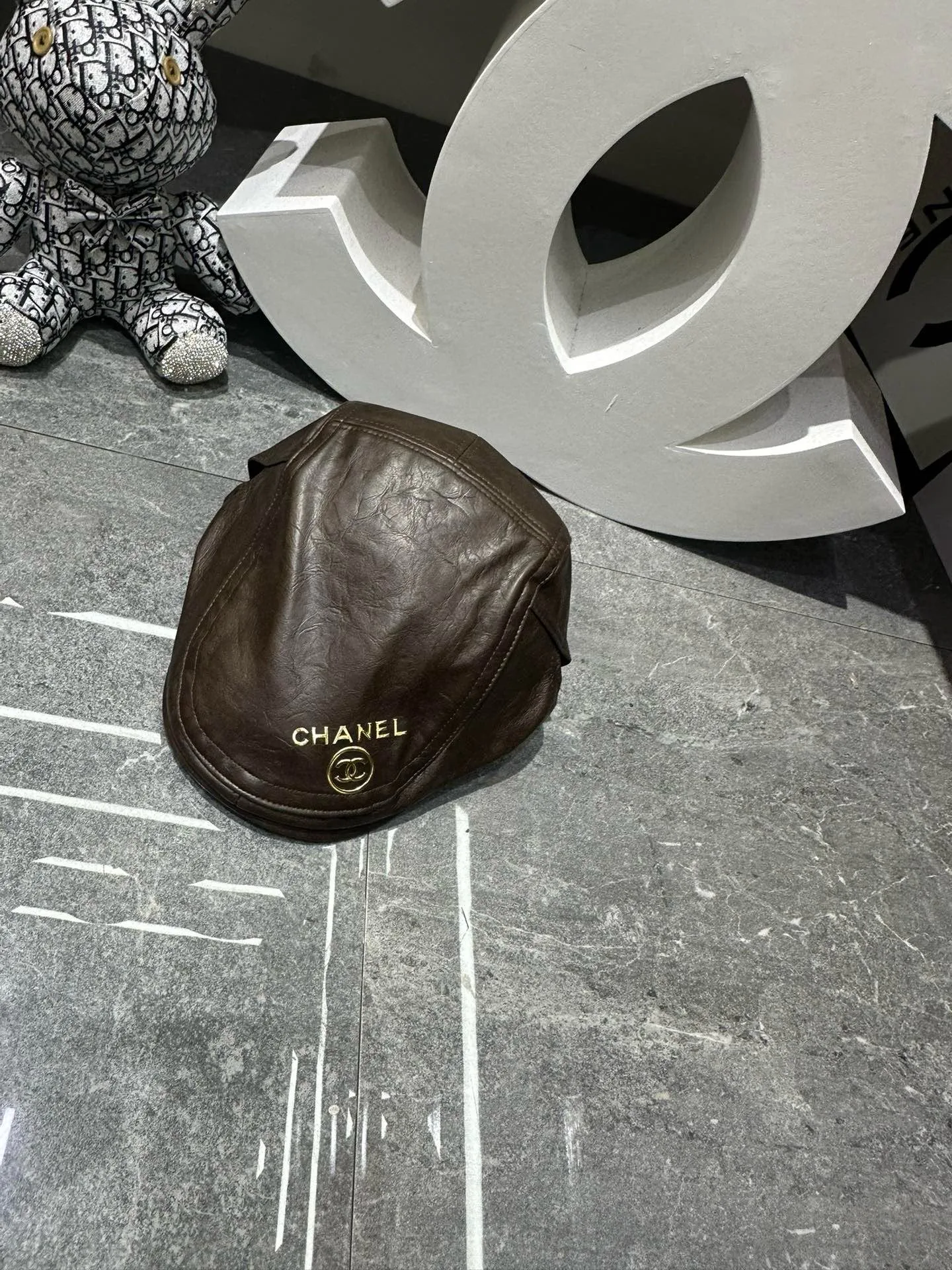 Hats CHANEL 18105196