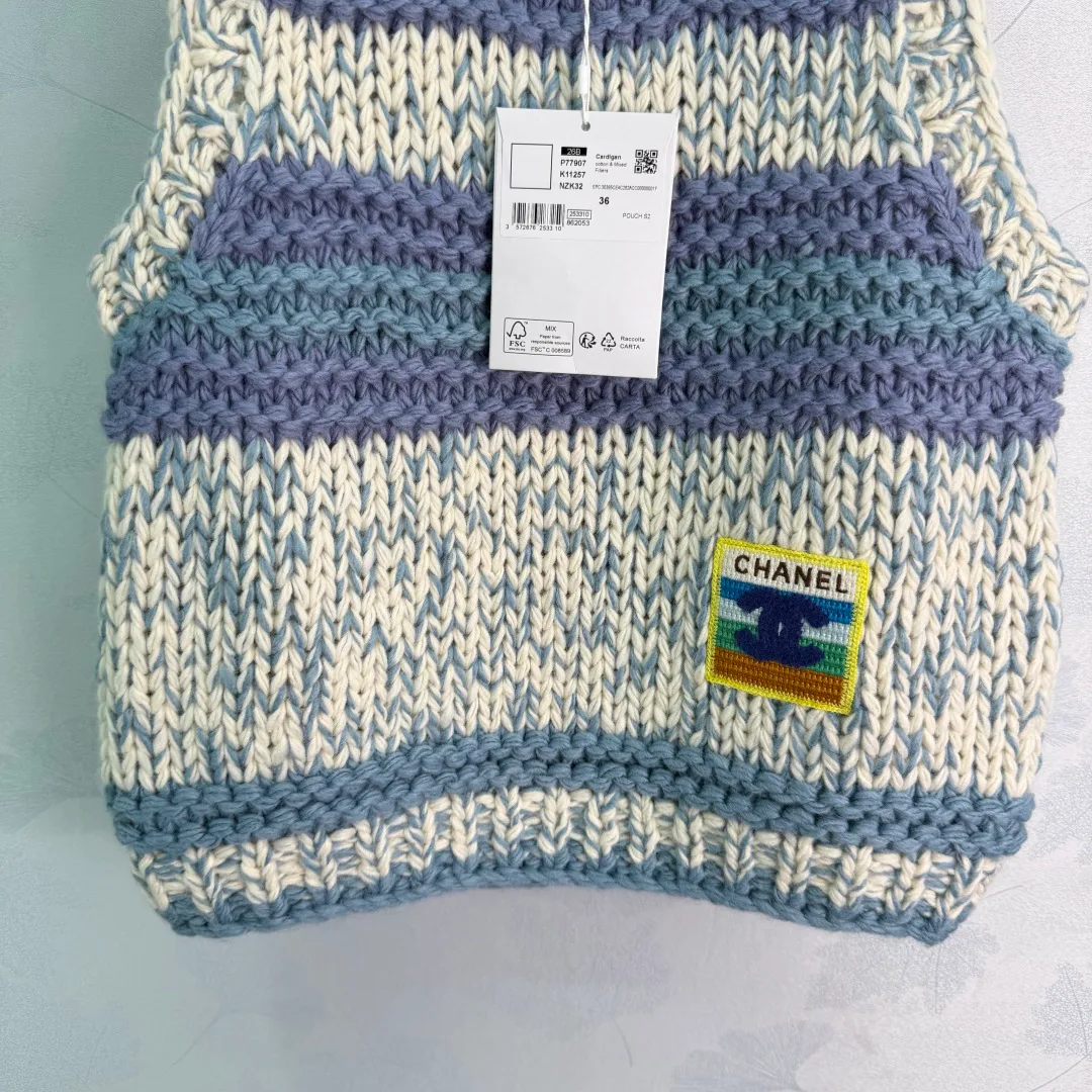 Women's Vests CHANEL 18363006