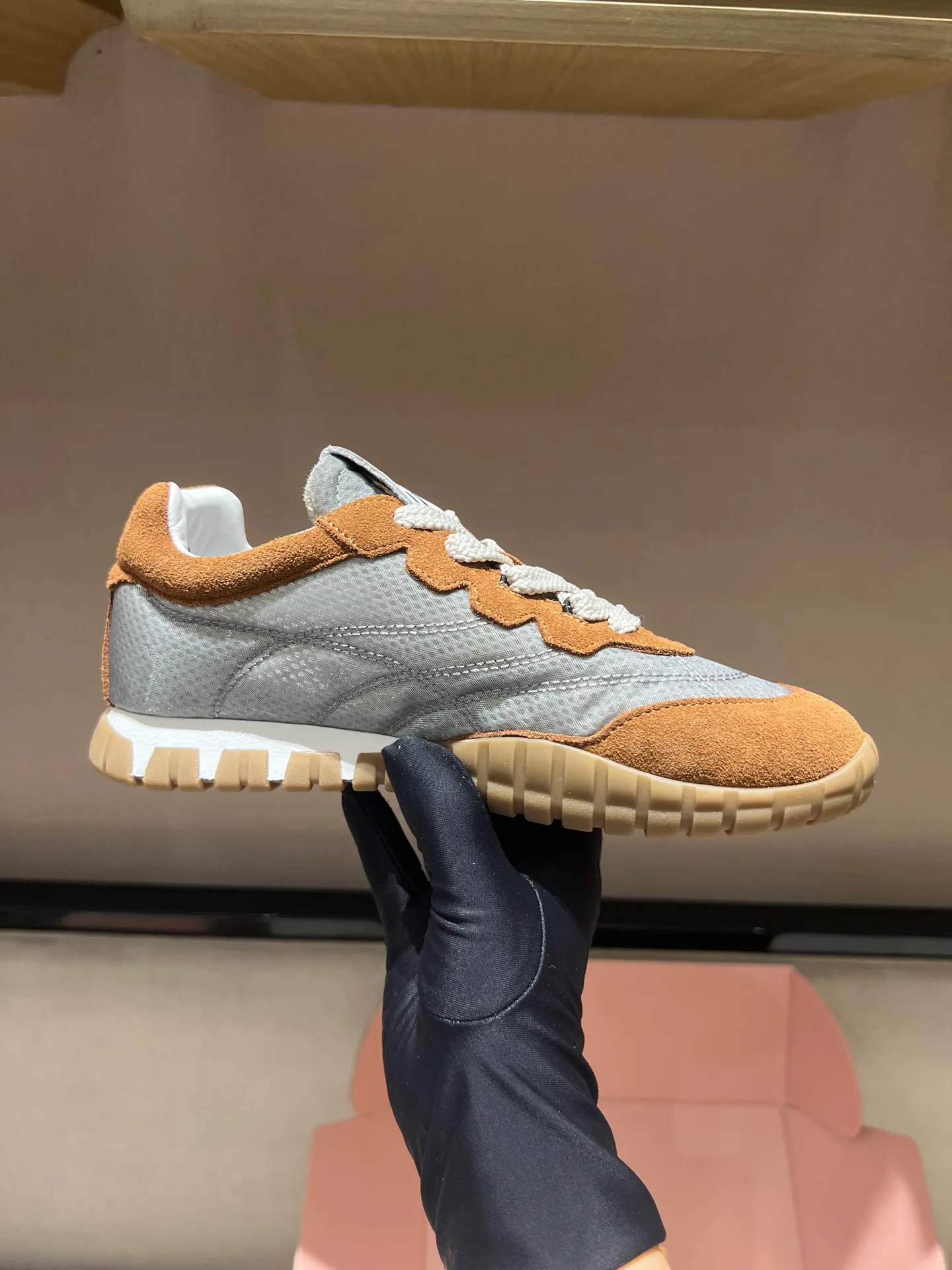 Women's Sneakers MIU MIU 18020562