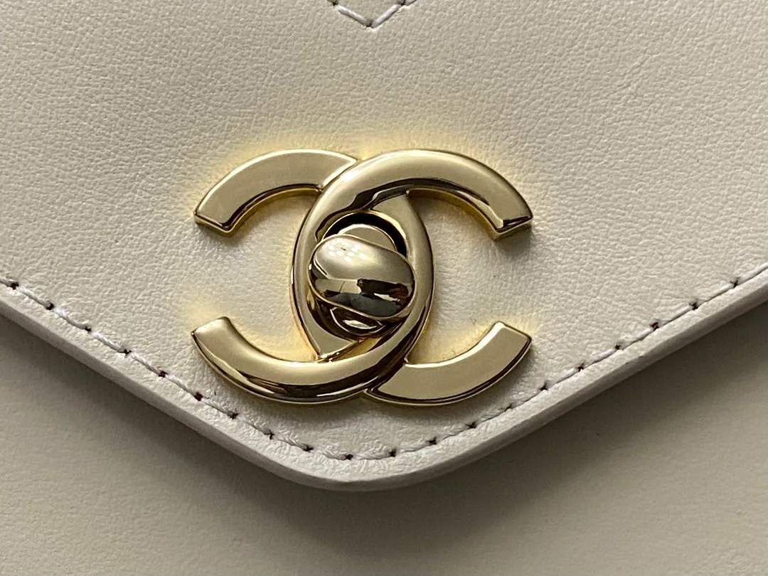 Women's Classic Handbags CHANEL 17909671