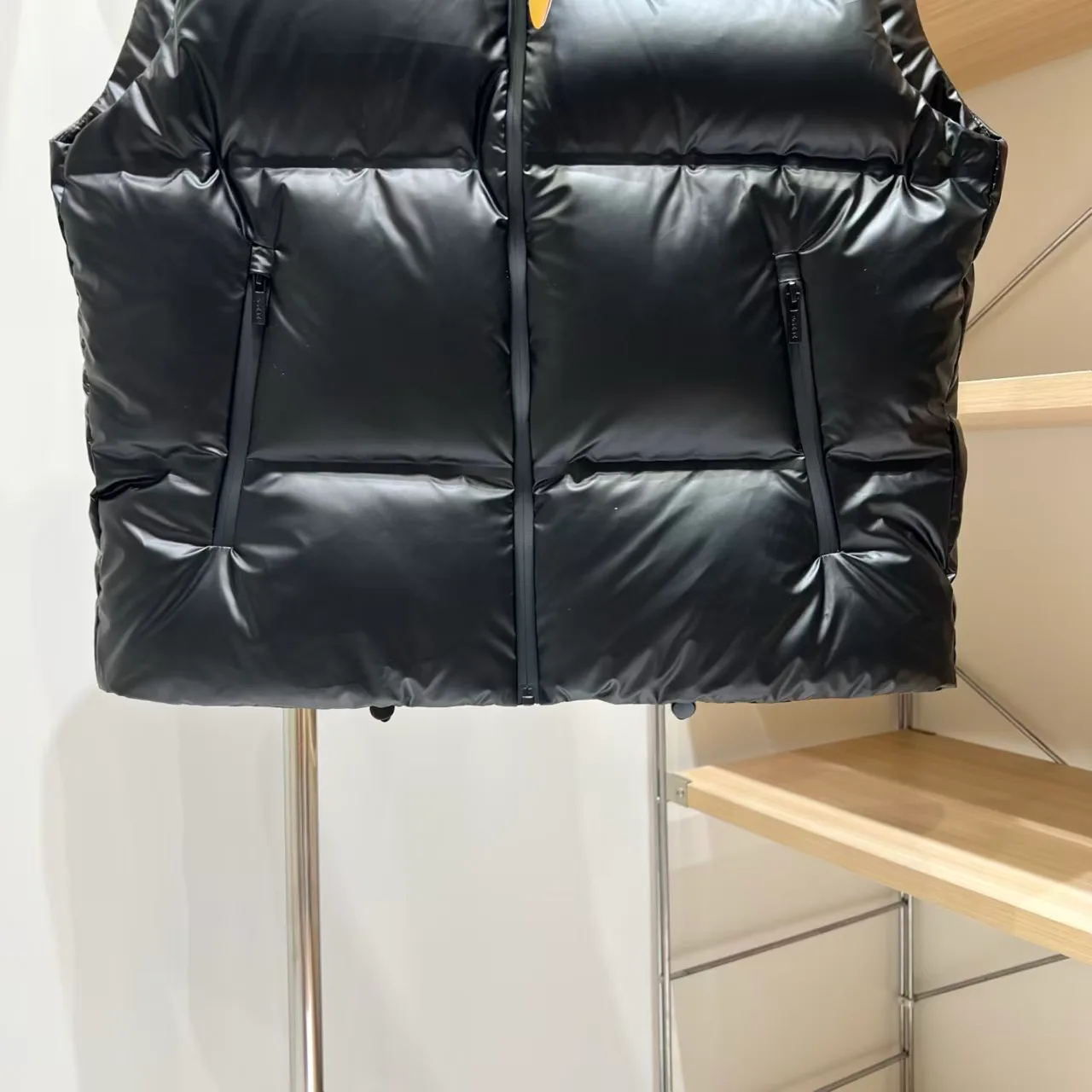 Women's Vests PRADA 18131401