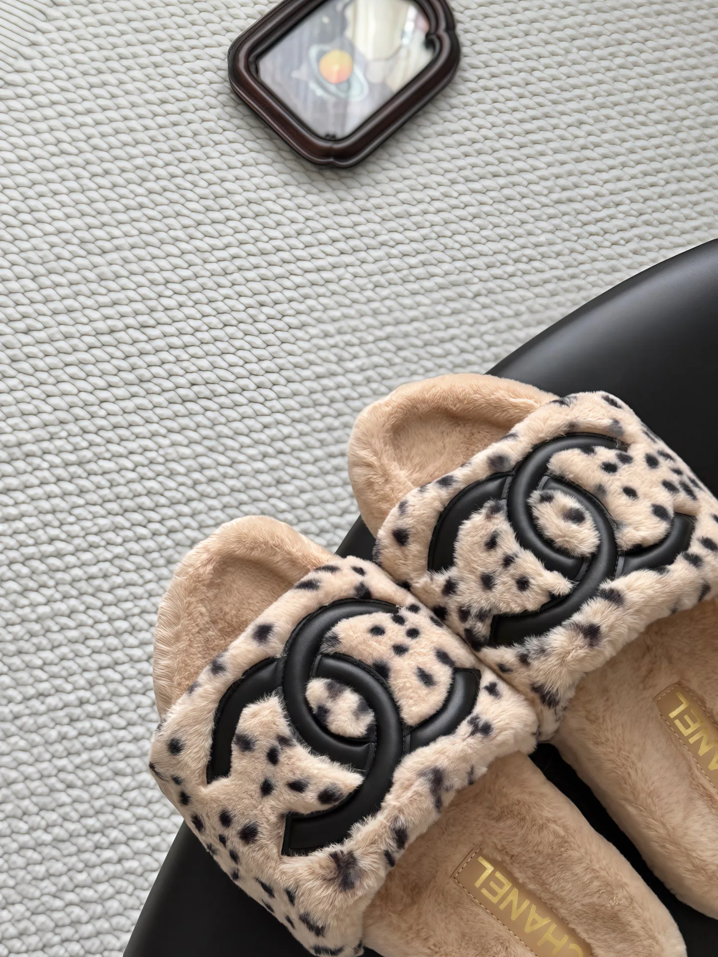 Women's Slippers CHANEL 18011848