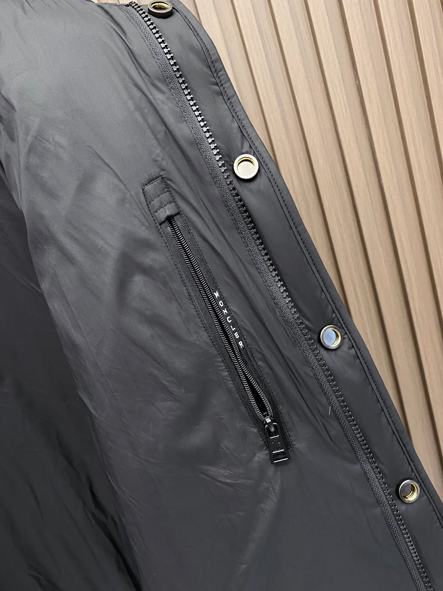Куртки И Пуховики Мужские Moncler 18596388