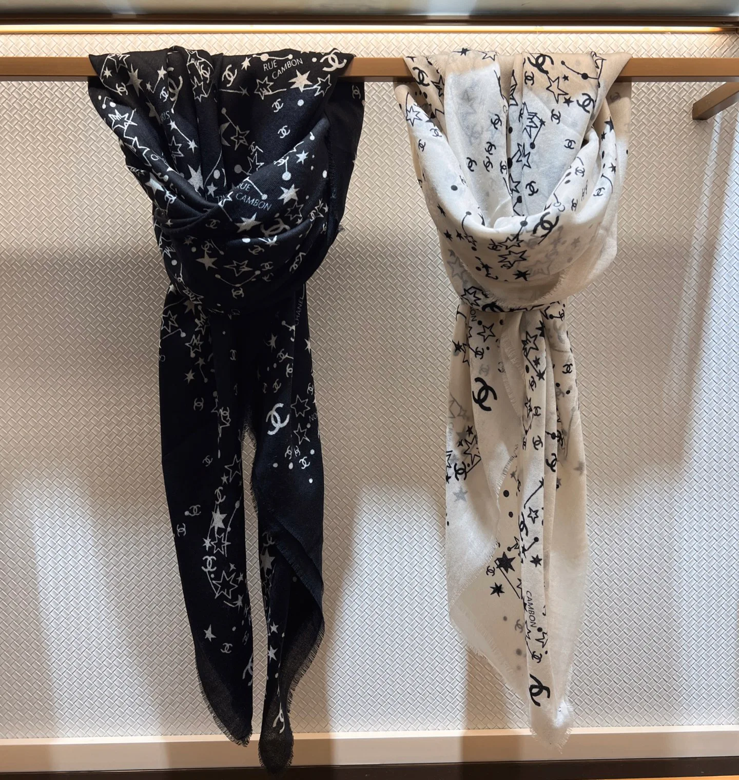 Scarves CHANEL 17987321