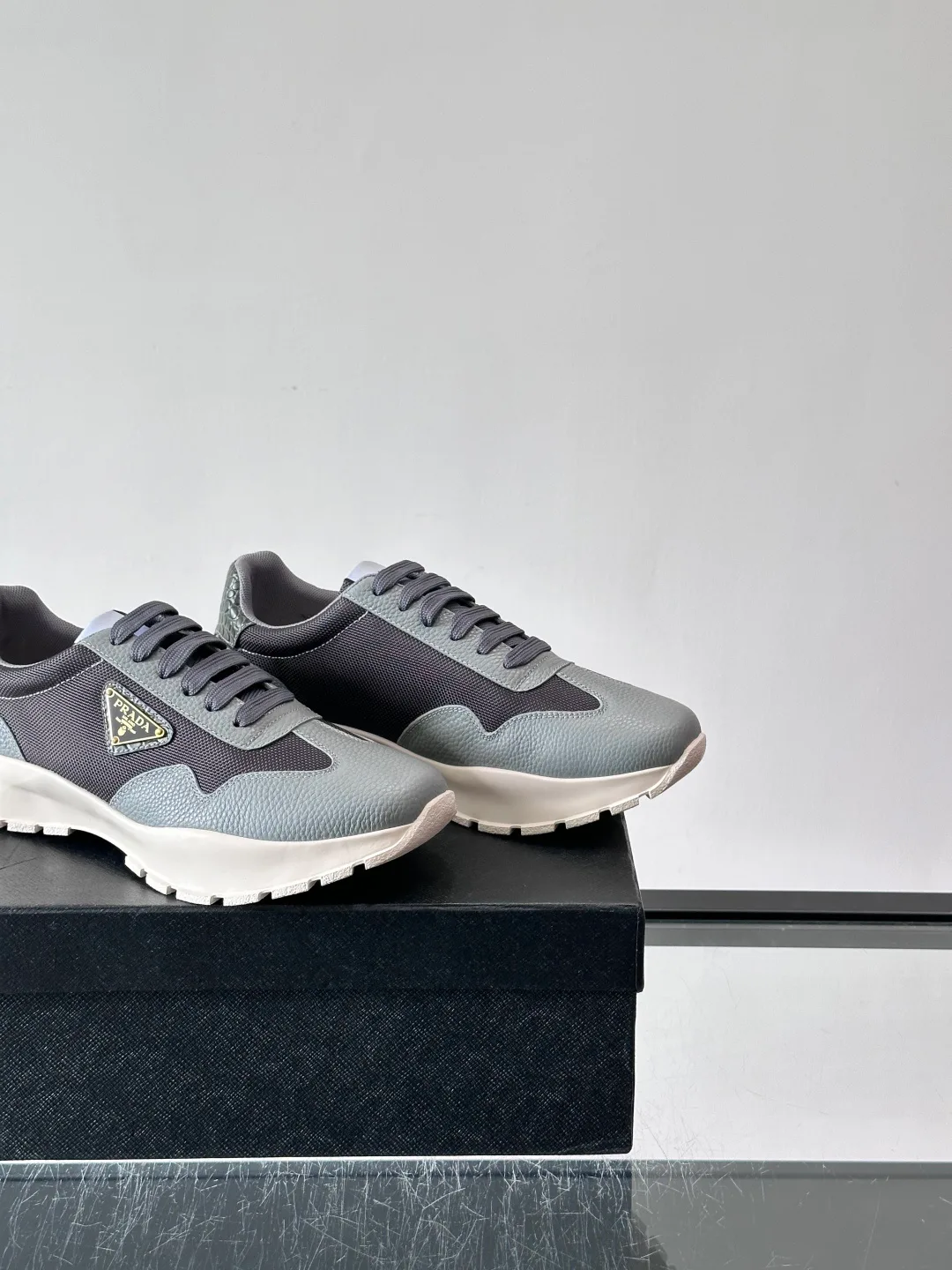 Men's Sneakers PRADA 17859570