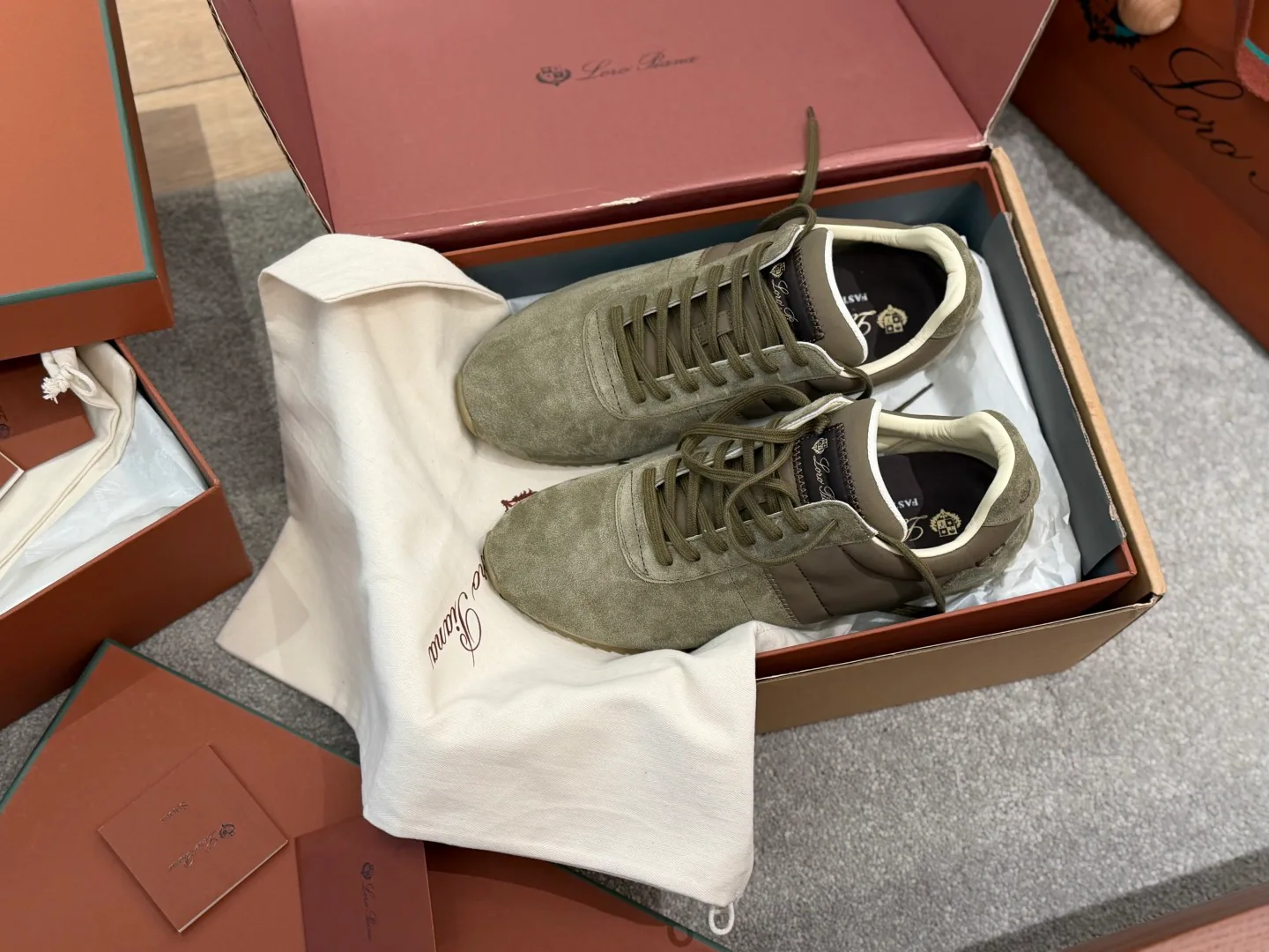 Men's Sneakers LORO PIANA 18393585