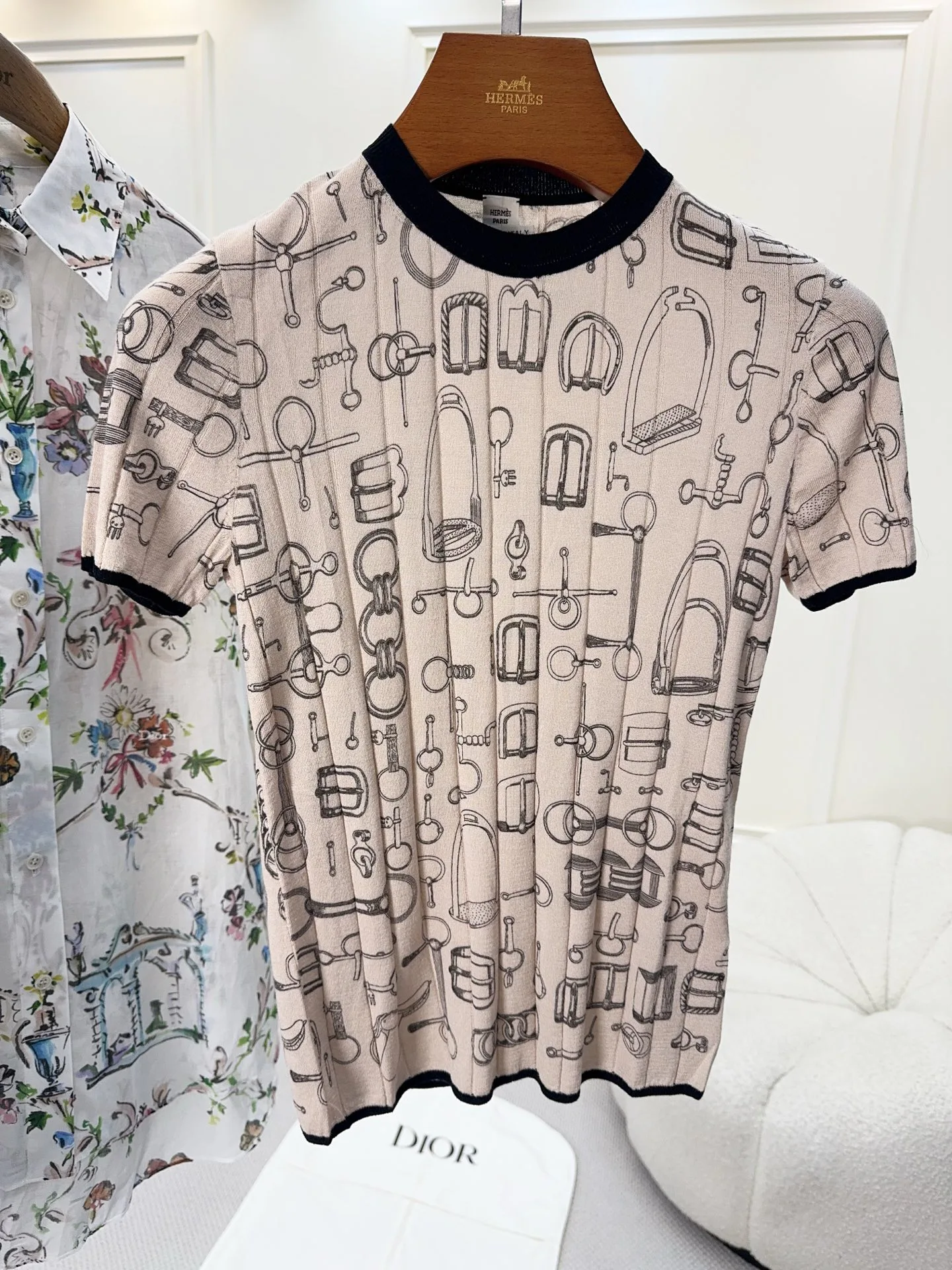 Women's T-Shirts HERMES 17403634