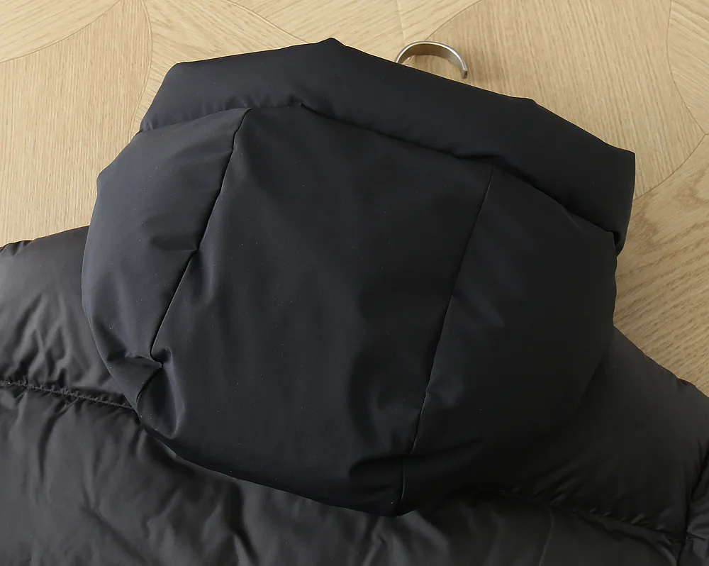 Men's Jackets And Down Jackets MONCLER 18510153