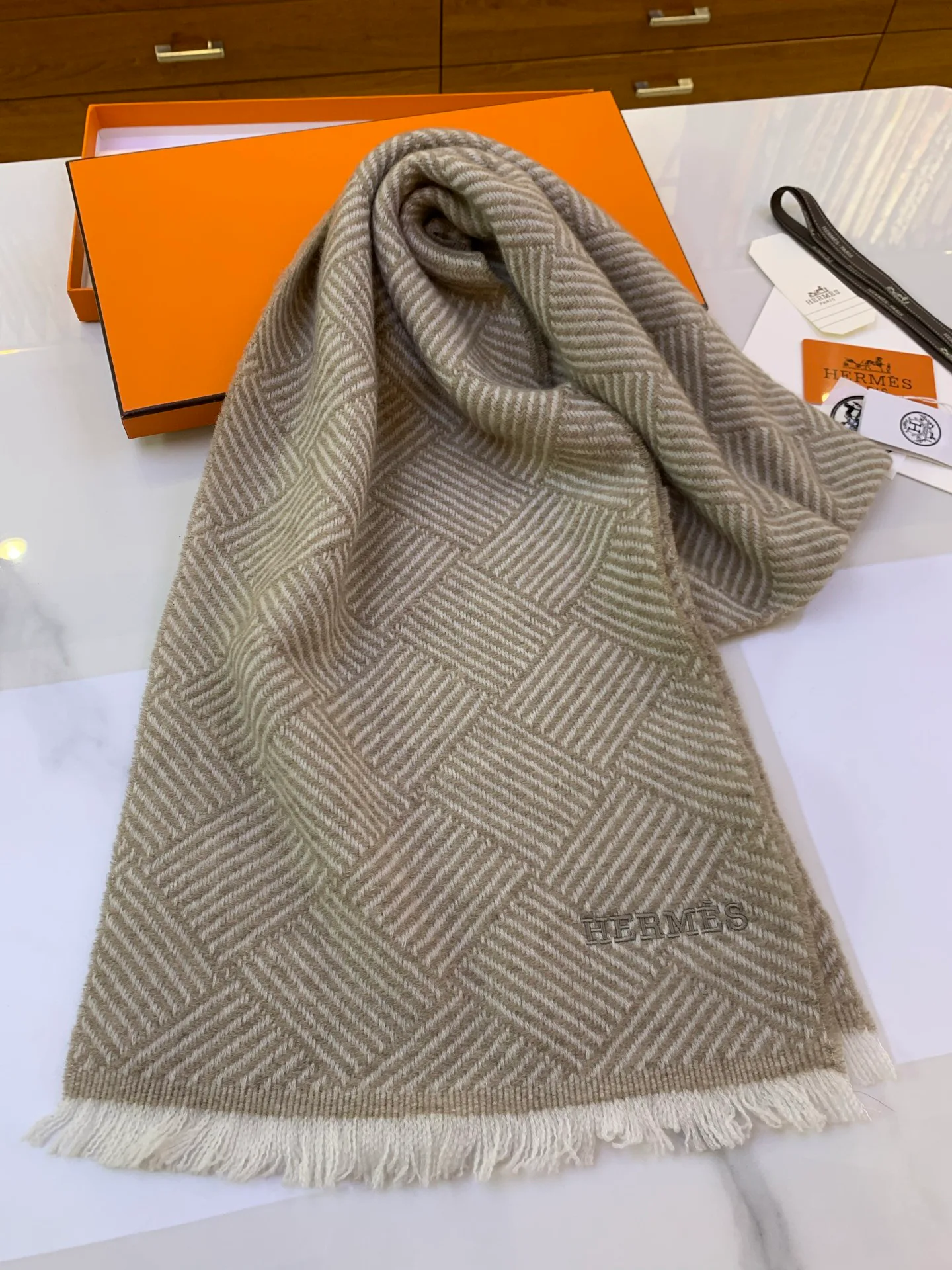 Scarves HERMES 18437538