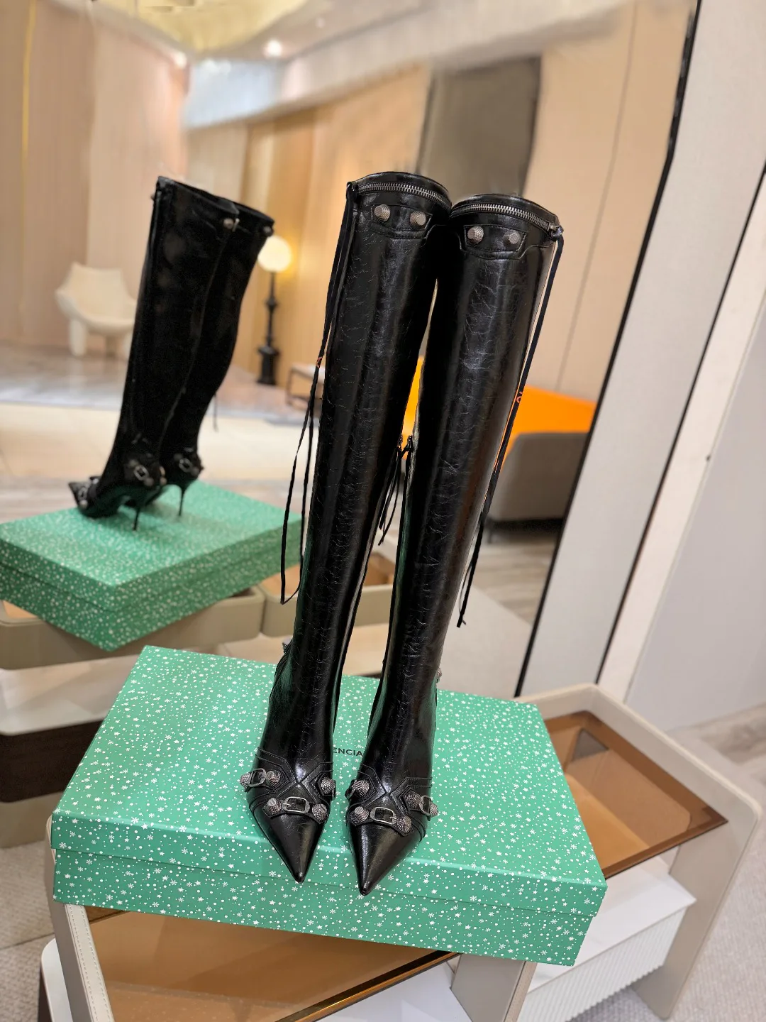Women's Boots BALENCIAGA 18521354