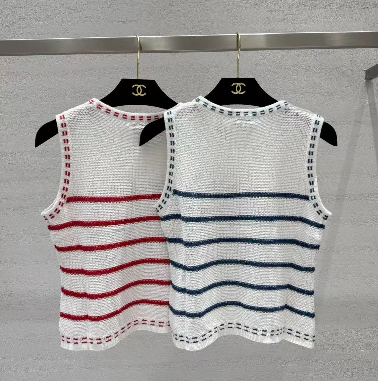 Women's Vests CHANEL 17450599
