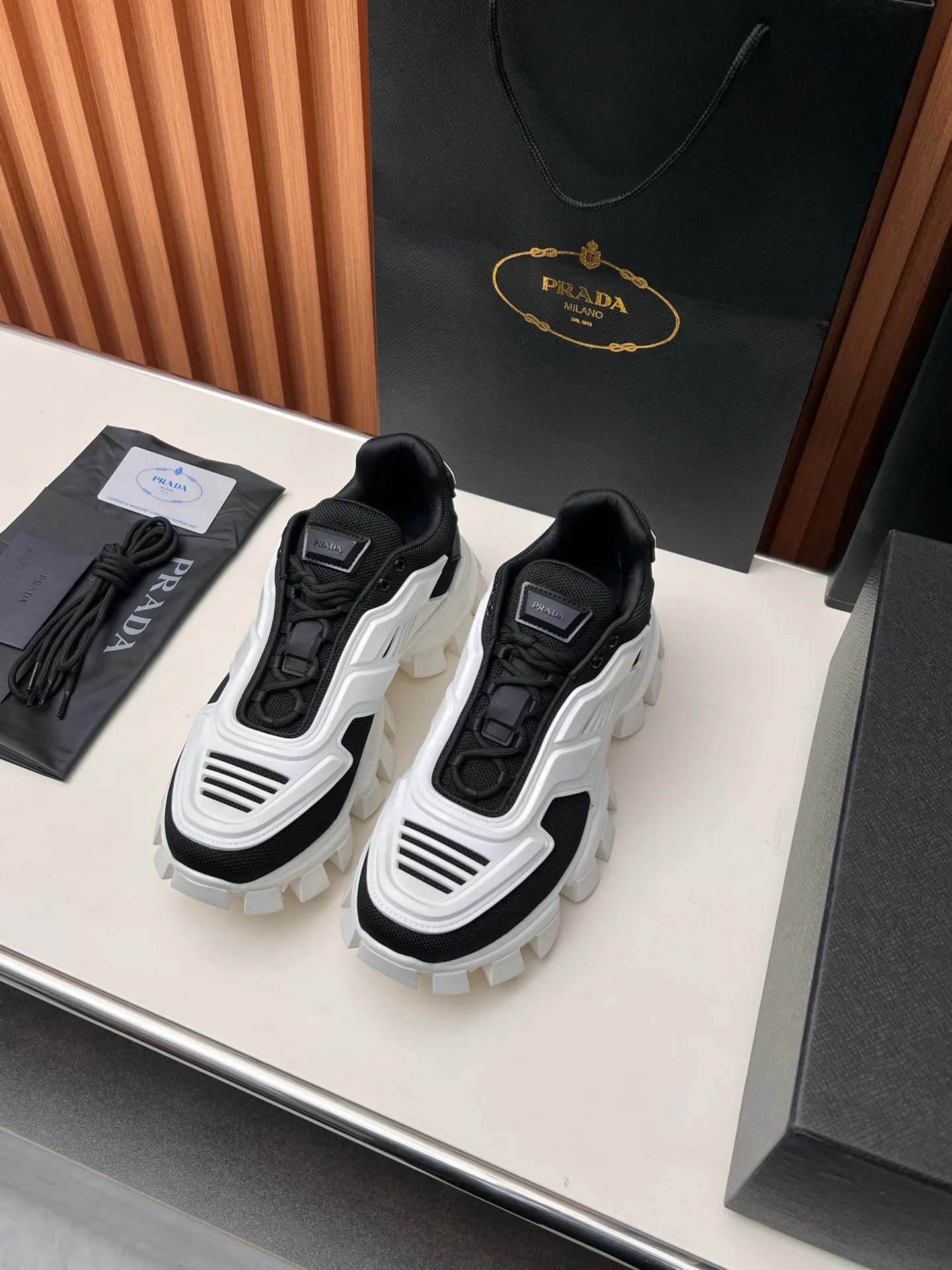 Women's Sneakers PRADA 17955143