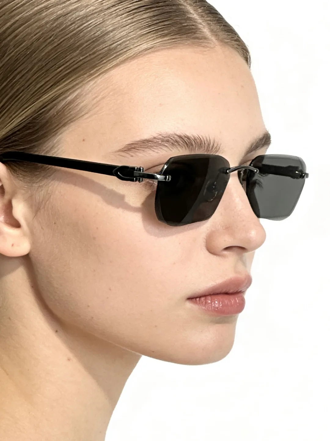 Glasses CARTIER 18118014