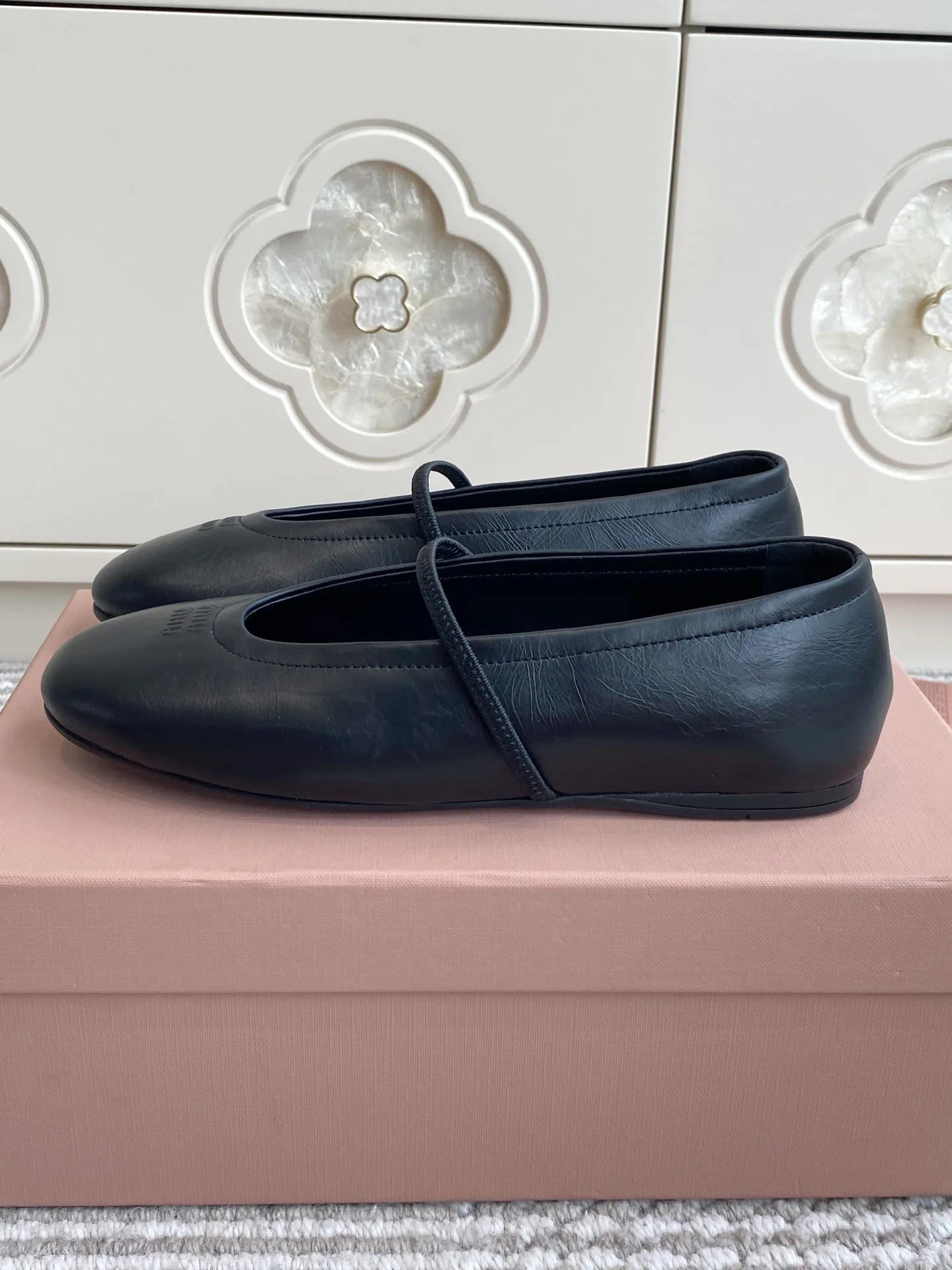 Women's Ballet Flats MIU MIU 17522713