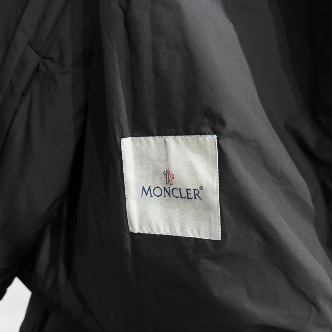 Men's Jackets And Down Jackets MONCLER 17577645