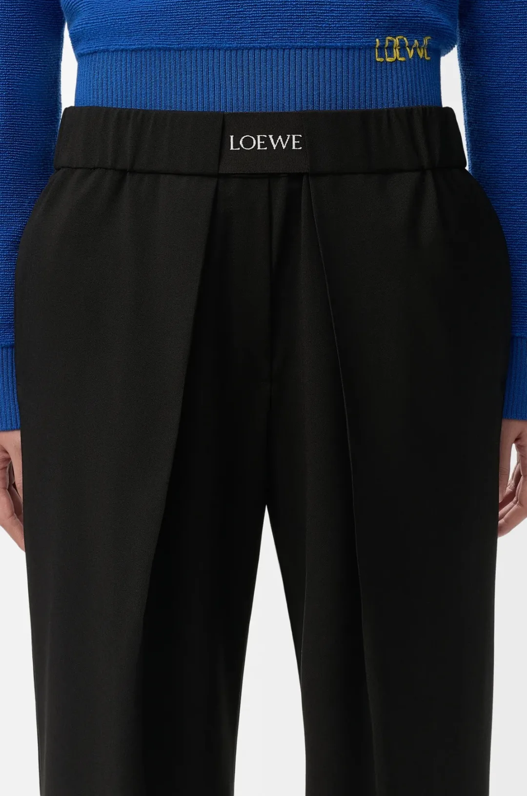 Women's Trousers LOEWE 18475546