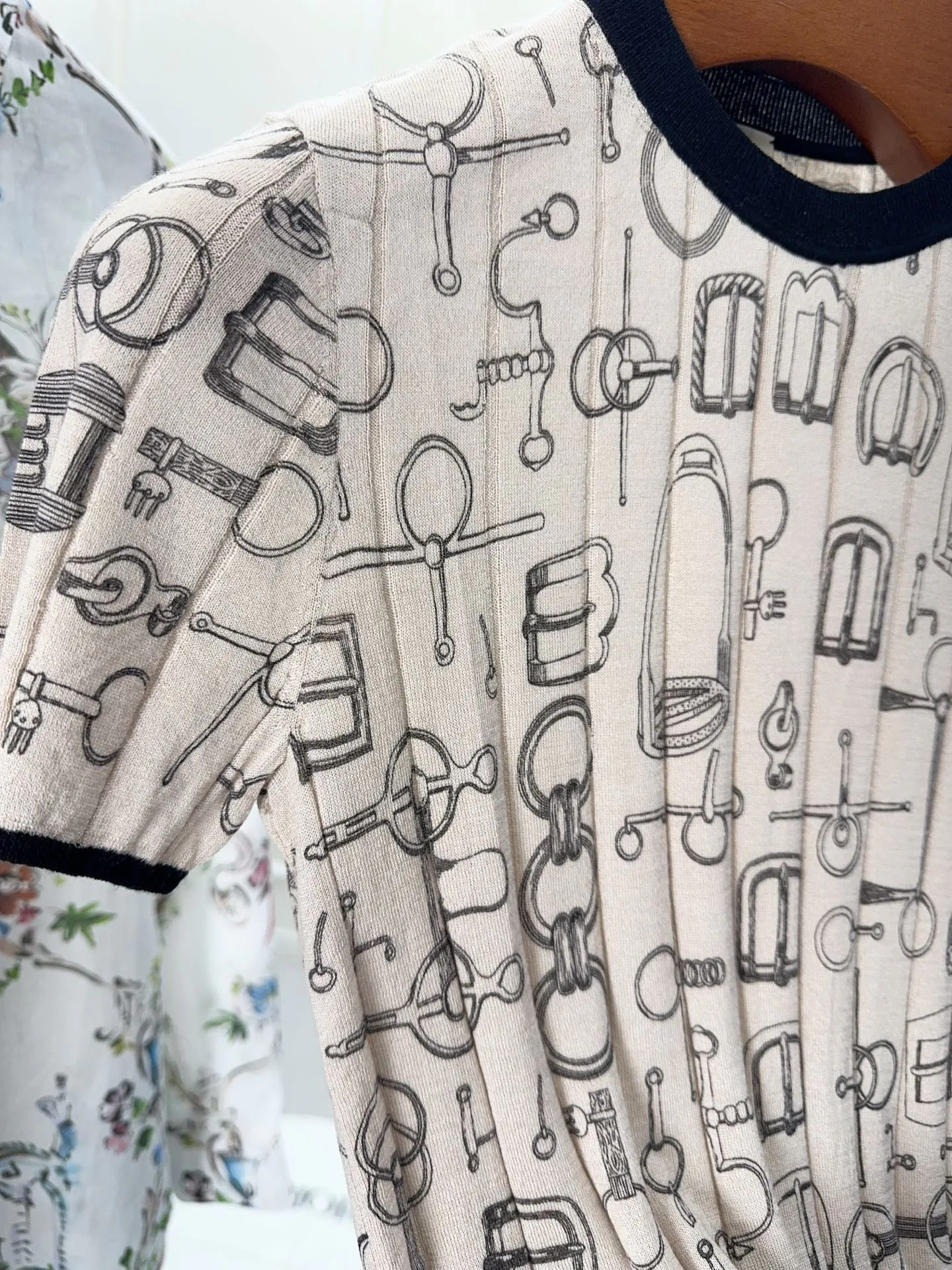 Women's T-Shirts HERMES 17403634
