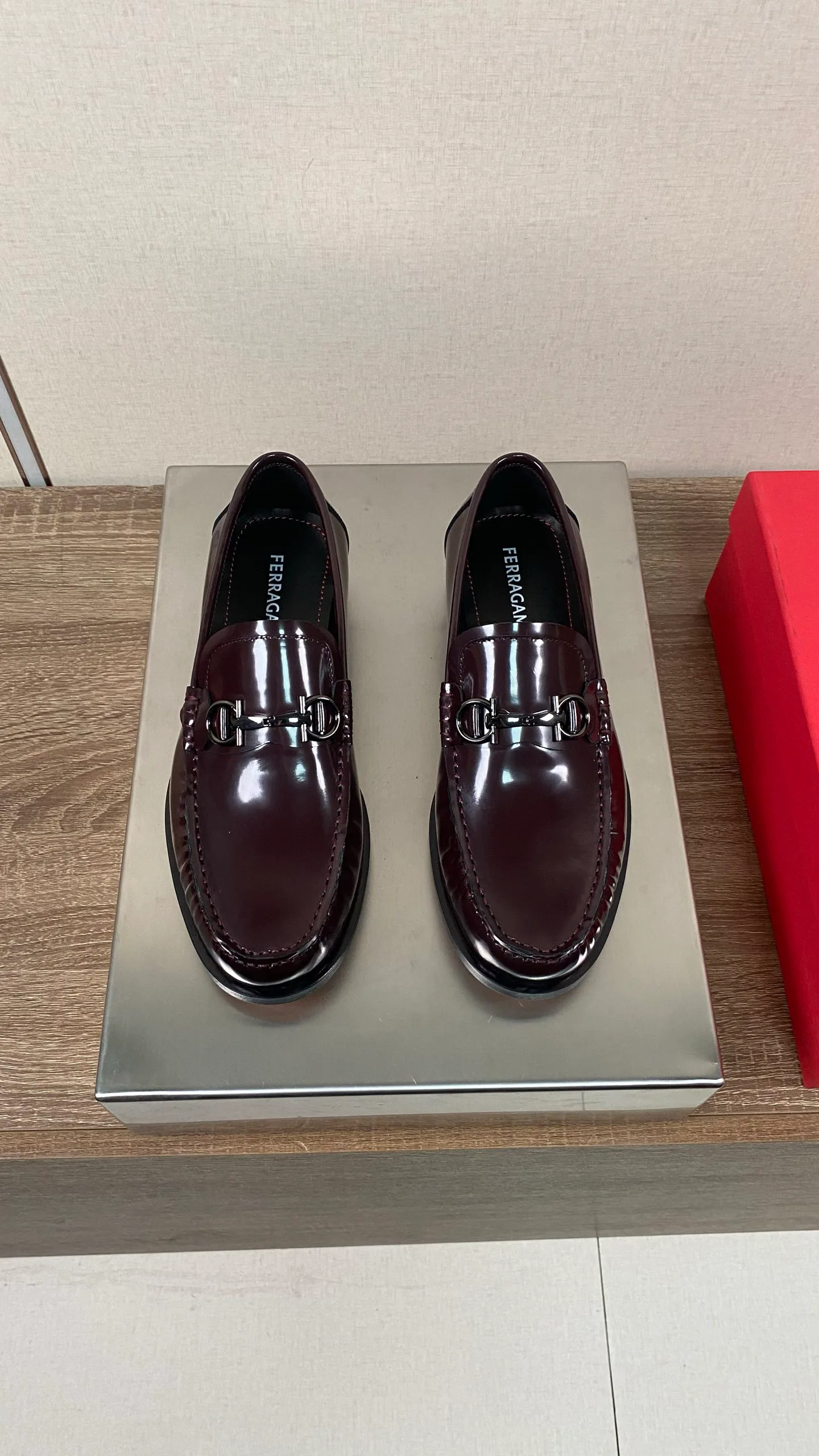 Men's Loafers And Dress Shoes SALVATORE FERRAGAMO 18078710