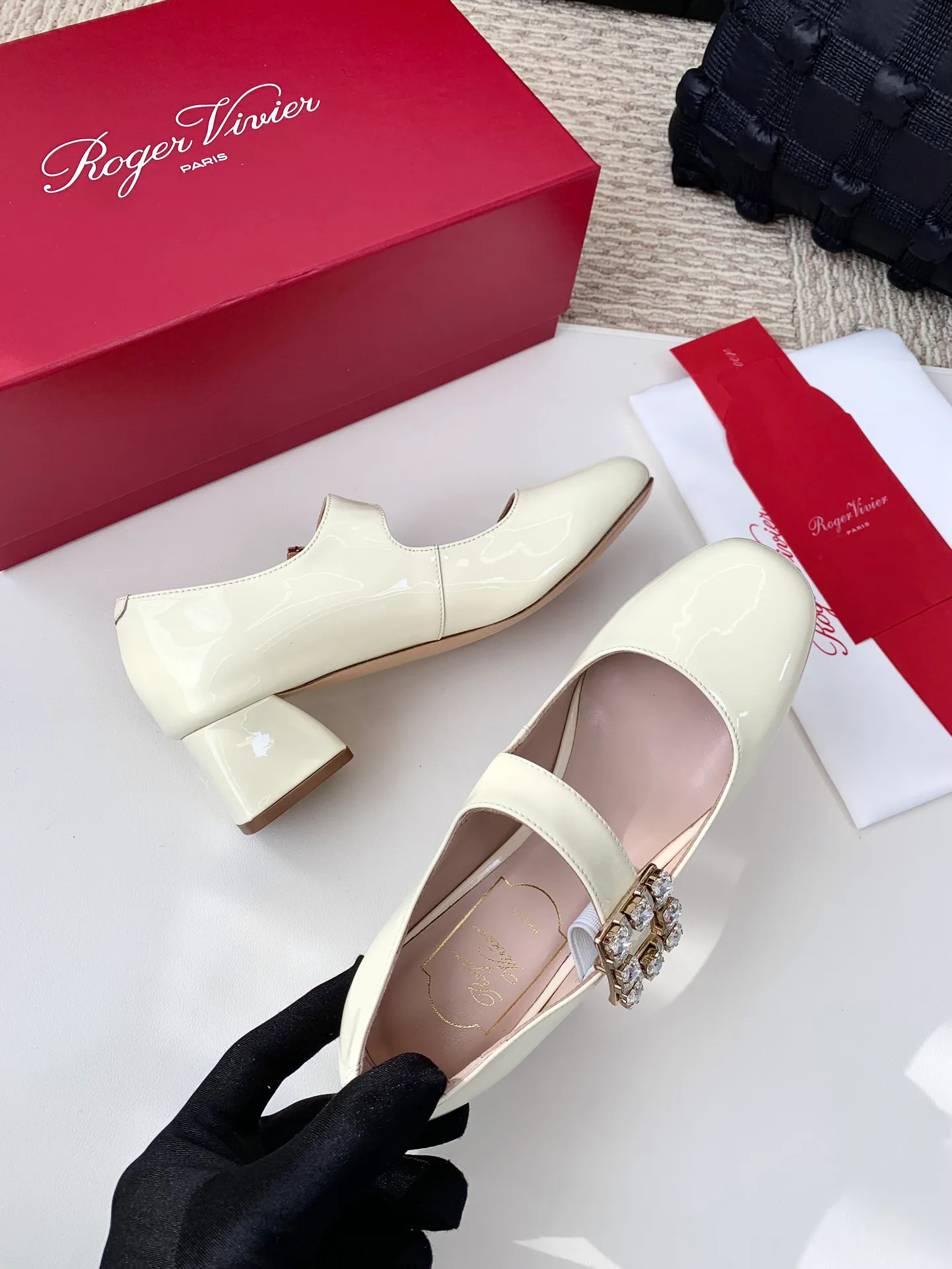 Women's Heels ROGER VIVIER 17990352