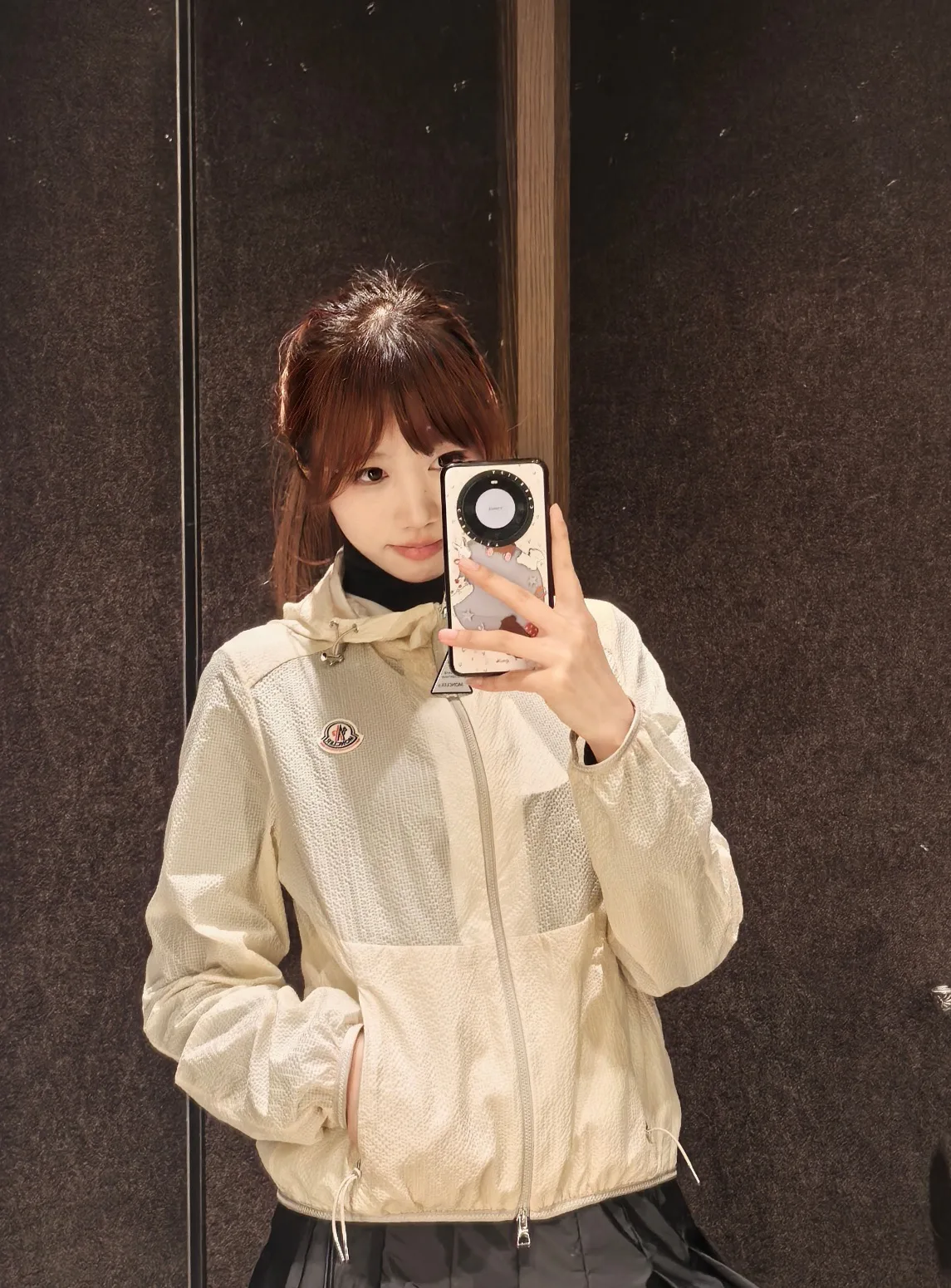 Women's Jackets And Down Jackets MONCLER 17567580