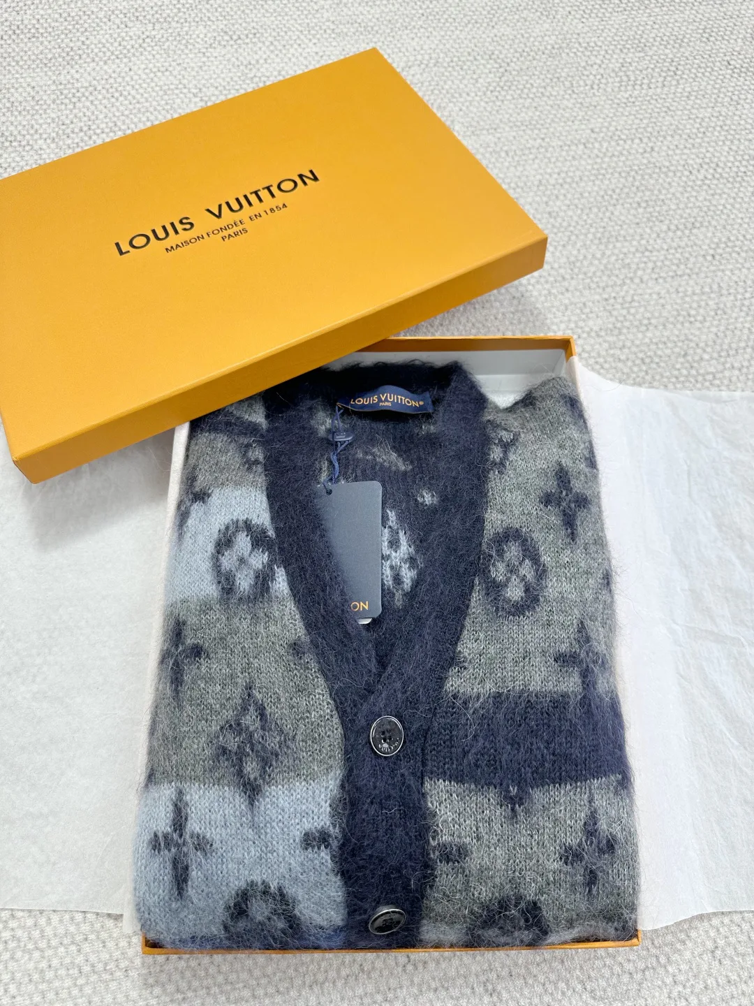 Women's Jumpers And Sweaters LOUIS VUITTON 18189372