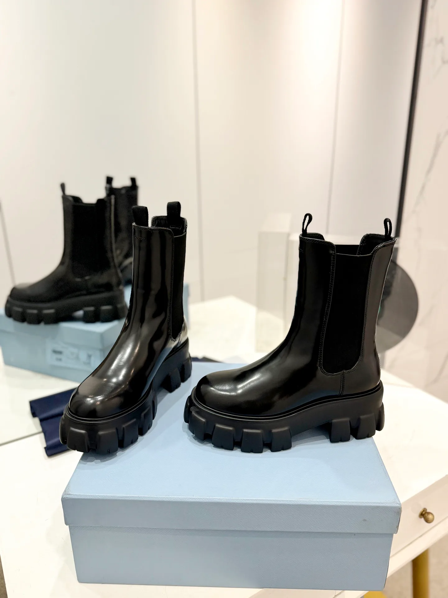 Men's Ankle Boots PRADA 18367029