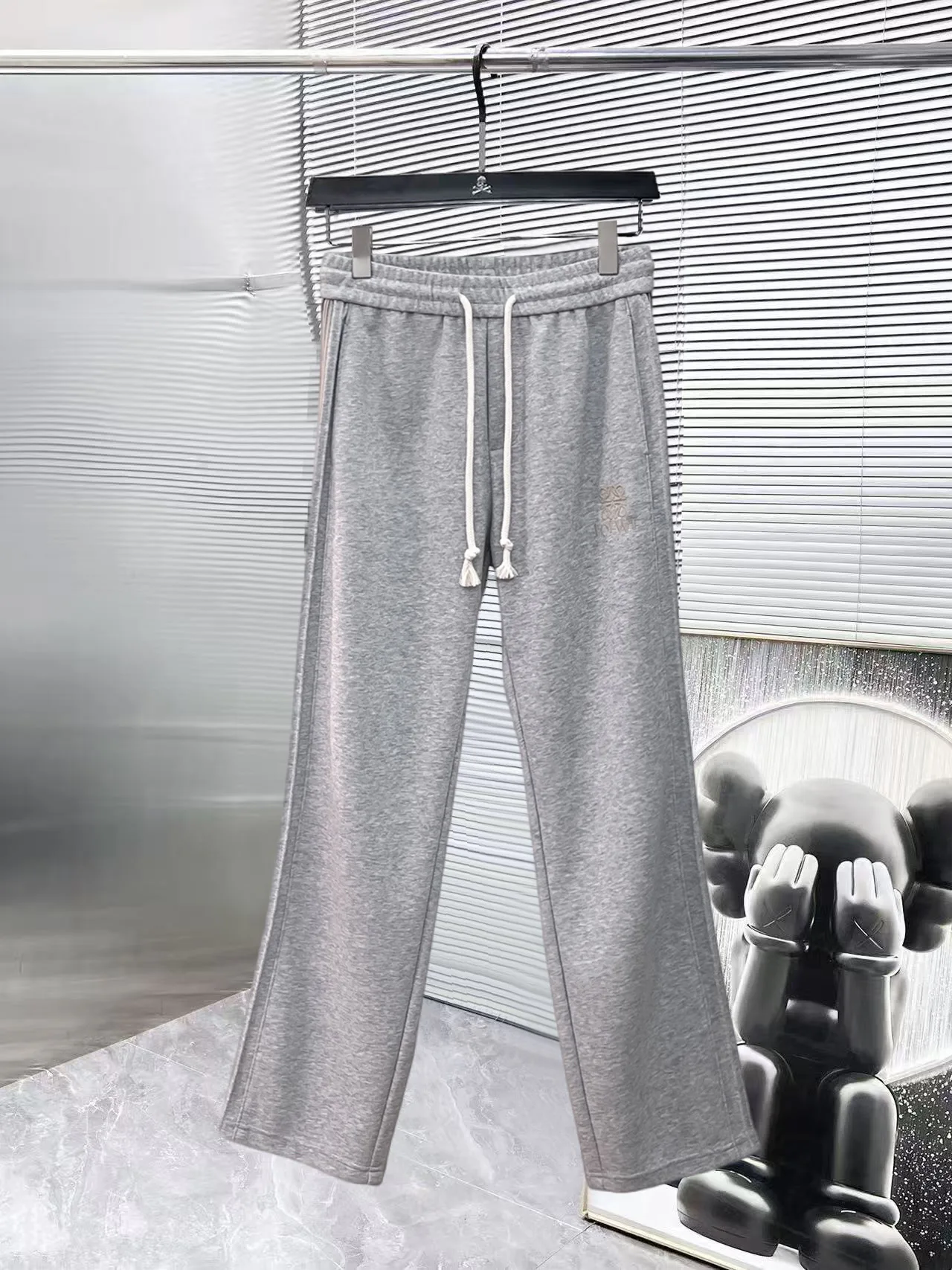 Men's Trousers LOEWE 18197322