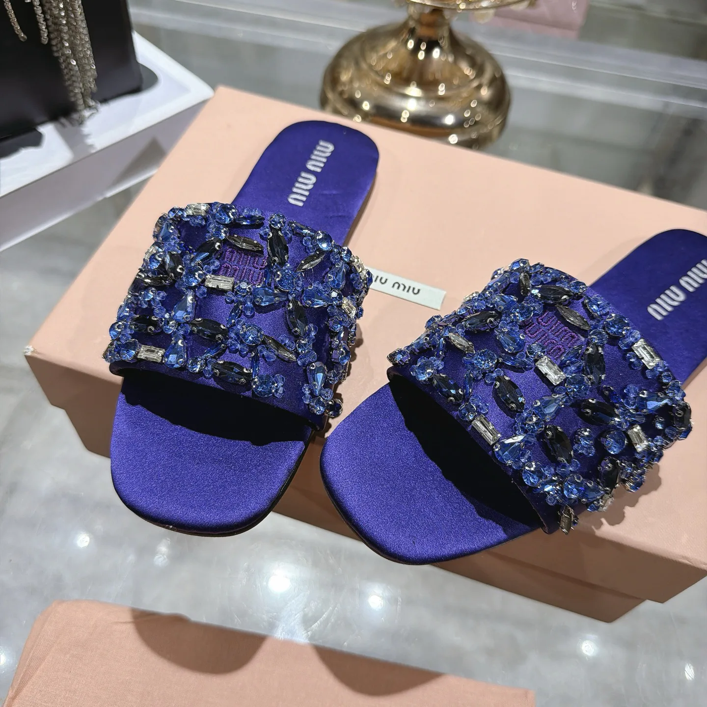 Women's Flip-Flops MIU MIU 18025810