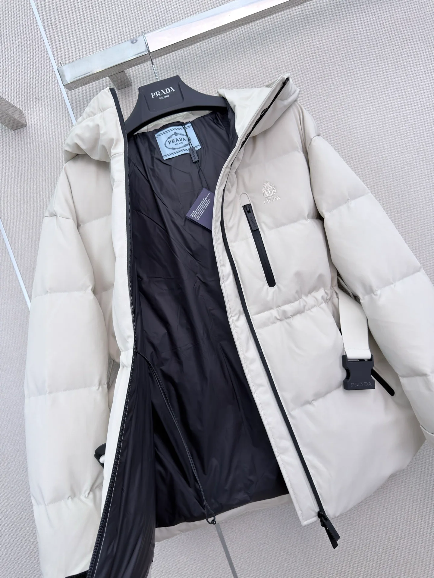 Women's Jackets And Down Jackets PRADA 18023491