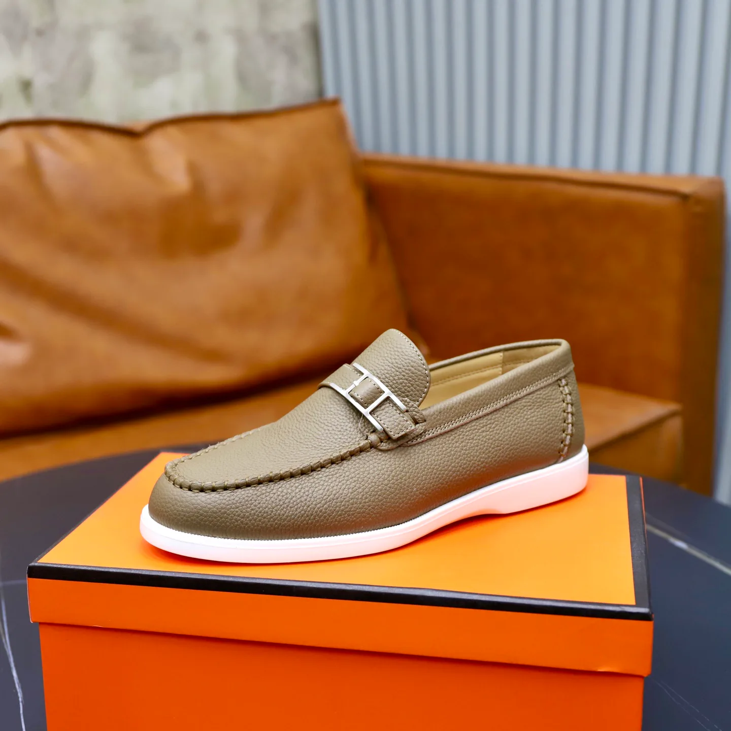 Men's Loafers And Dress Shoes HERMES 18103101