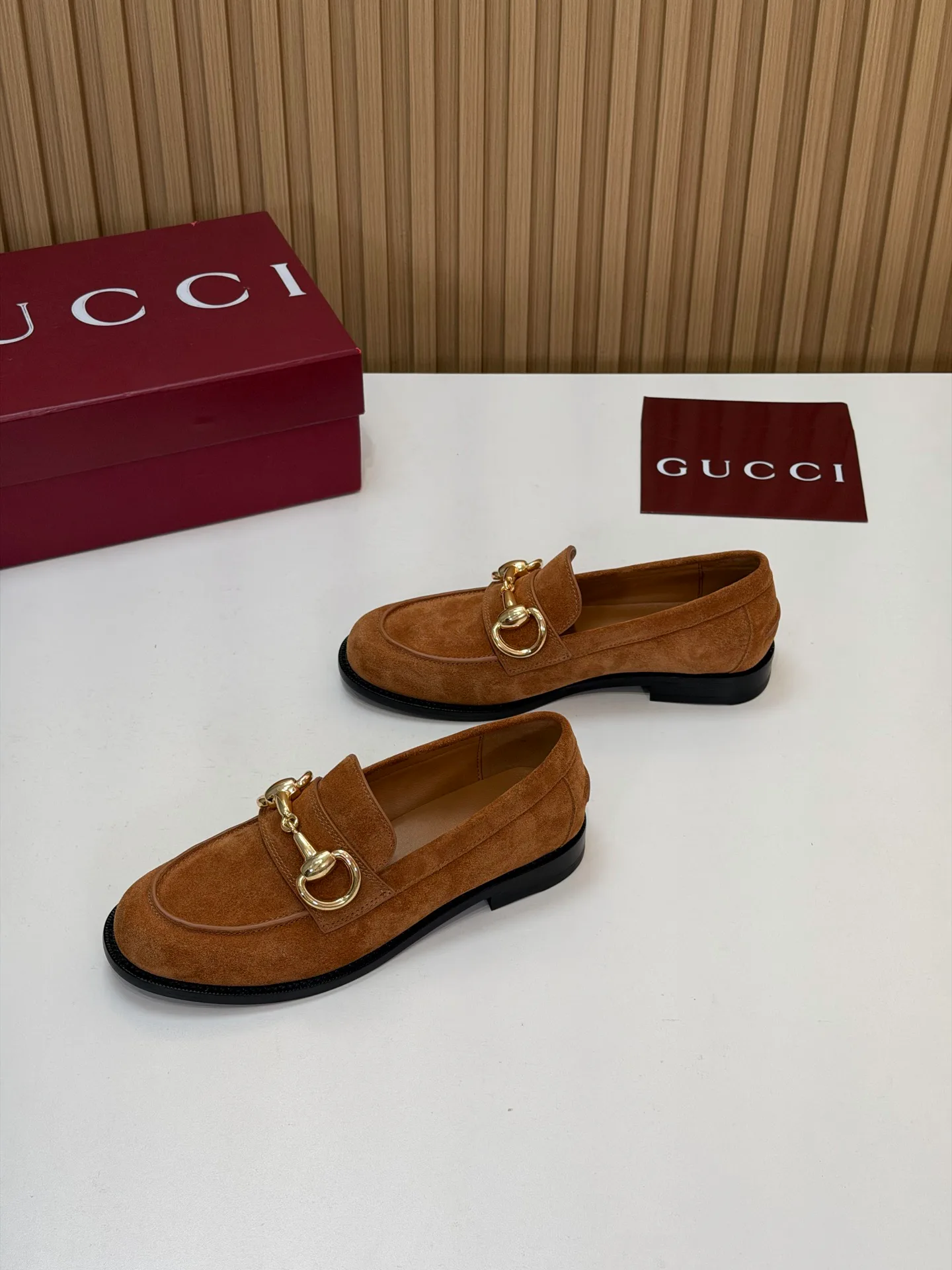 Women's Loafers And Moccasins GUCCI 18152950