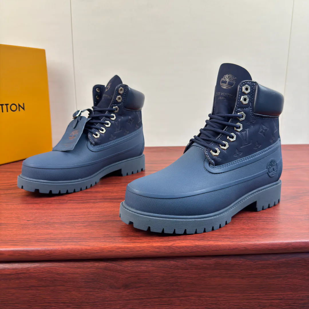 Men's Ankle Boots LOUIS VUITTON 18230767