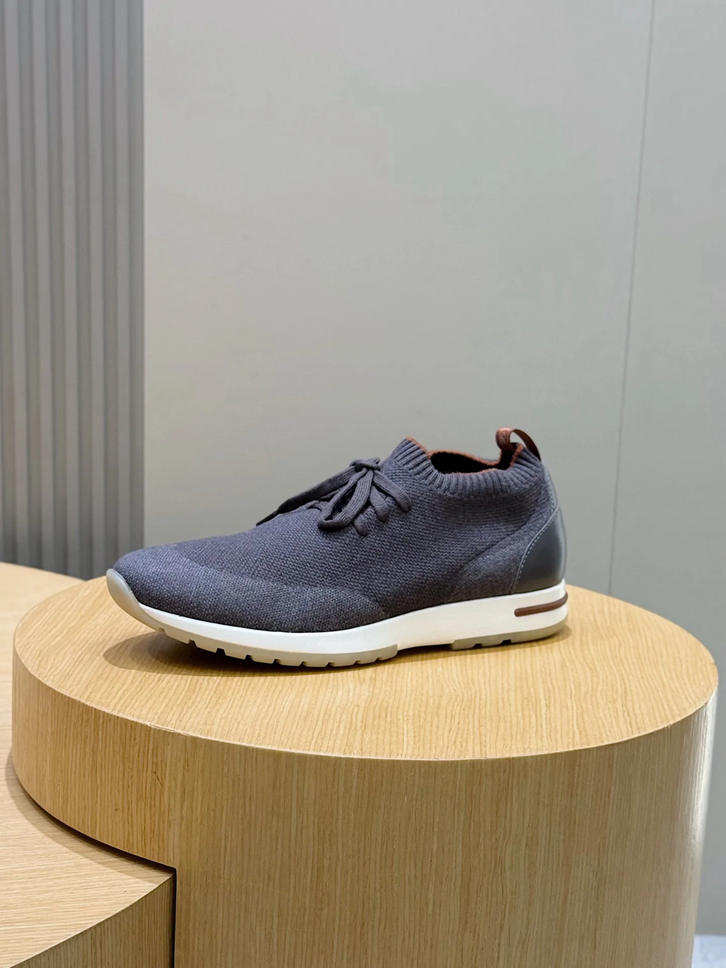 Men's Sneakers LORO PIANA 17419920