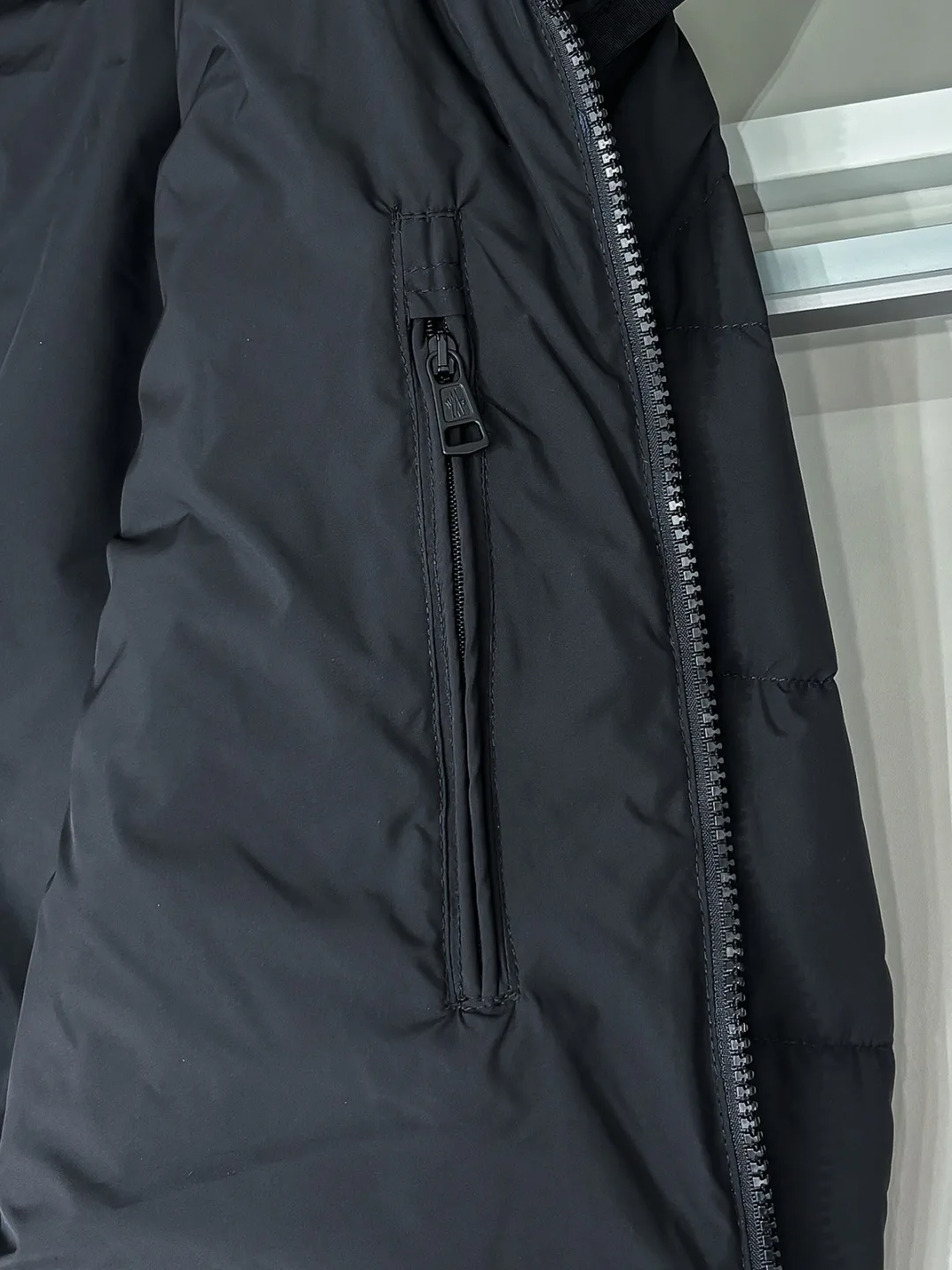 Куртки И Пуховики Мужские Moncler 18596610