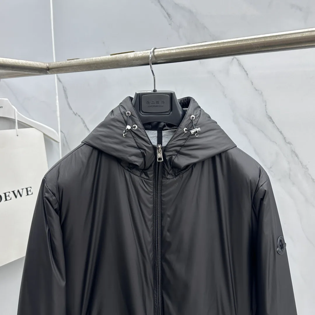 Куртки И Пуховики Мужские Moncler 18596985