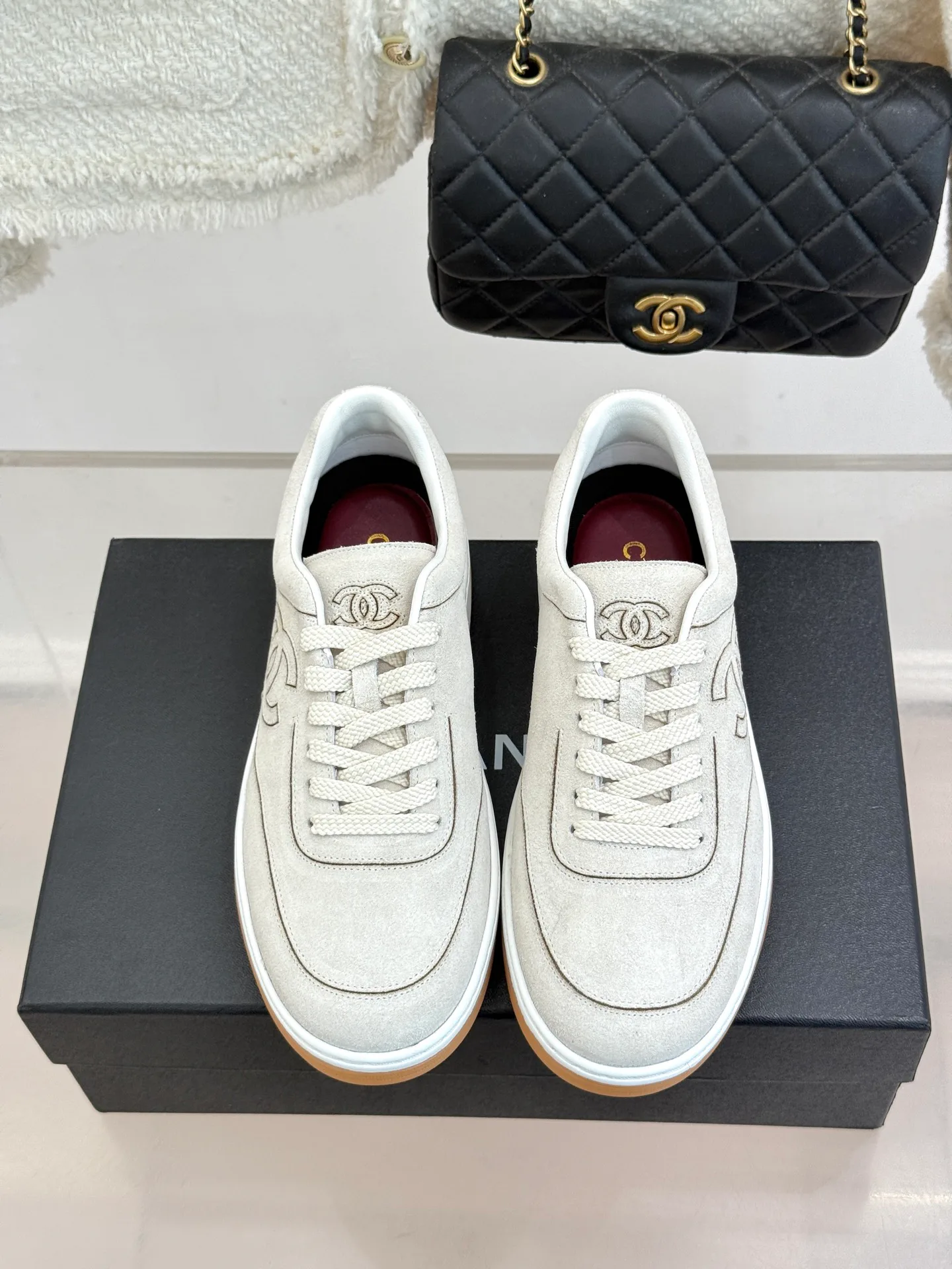 Women's Sneakers CHANEL 18154785