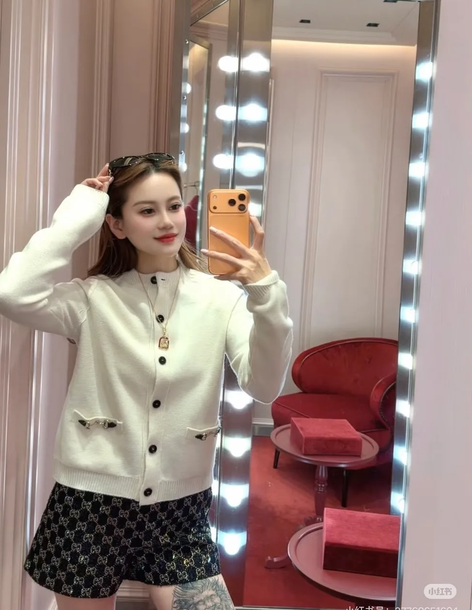 Women's Jumpers And Sweaters GUCCI 18106597