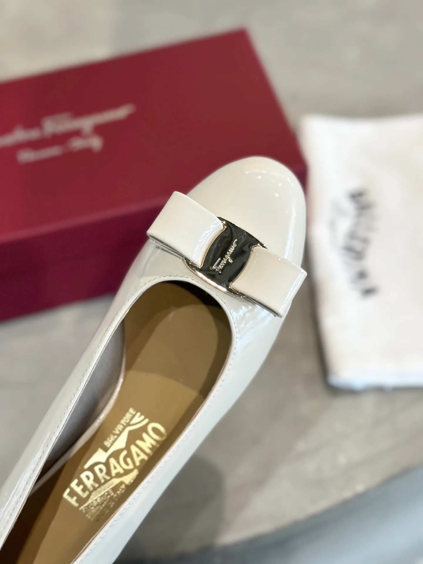 Women's Heels SALVATORE FERRAGAMO 18340703