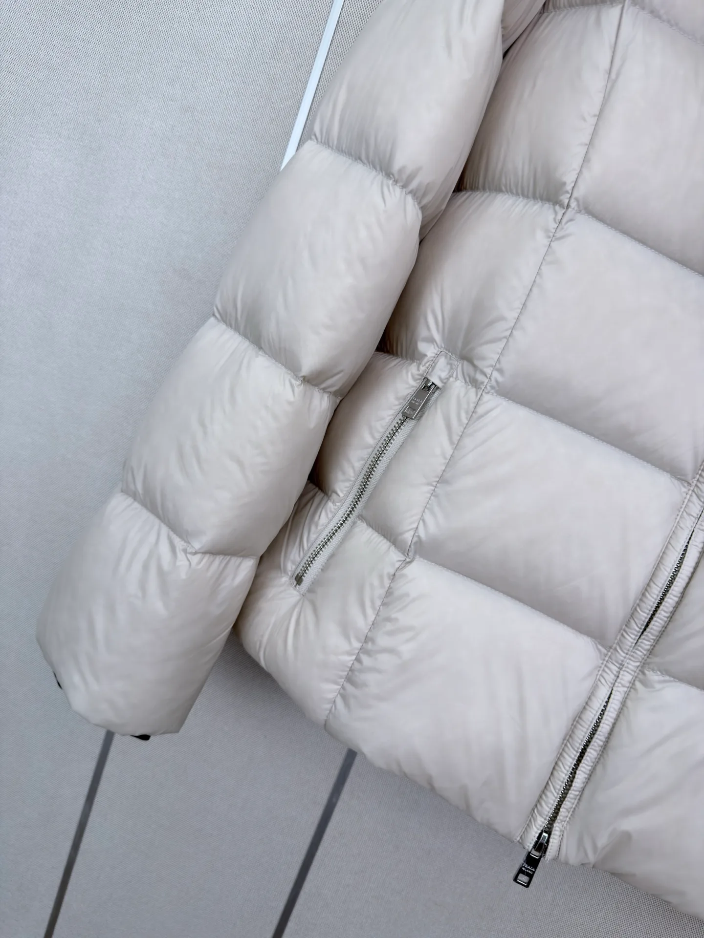 Women's Jackets And Down Jackets PRADA 18185815
