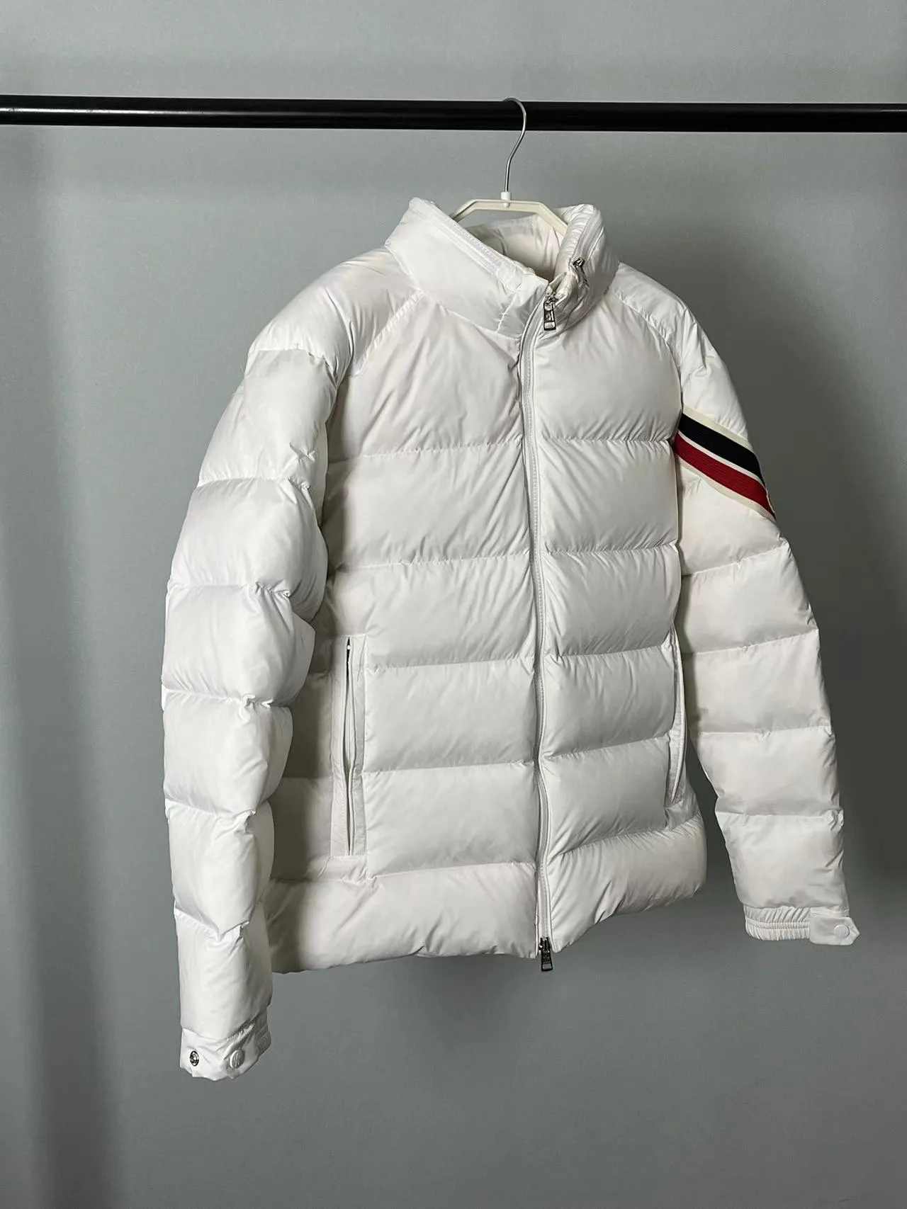 Men's Jackets And Down Jackets MONCLER 18130189