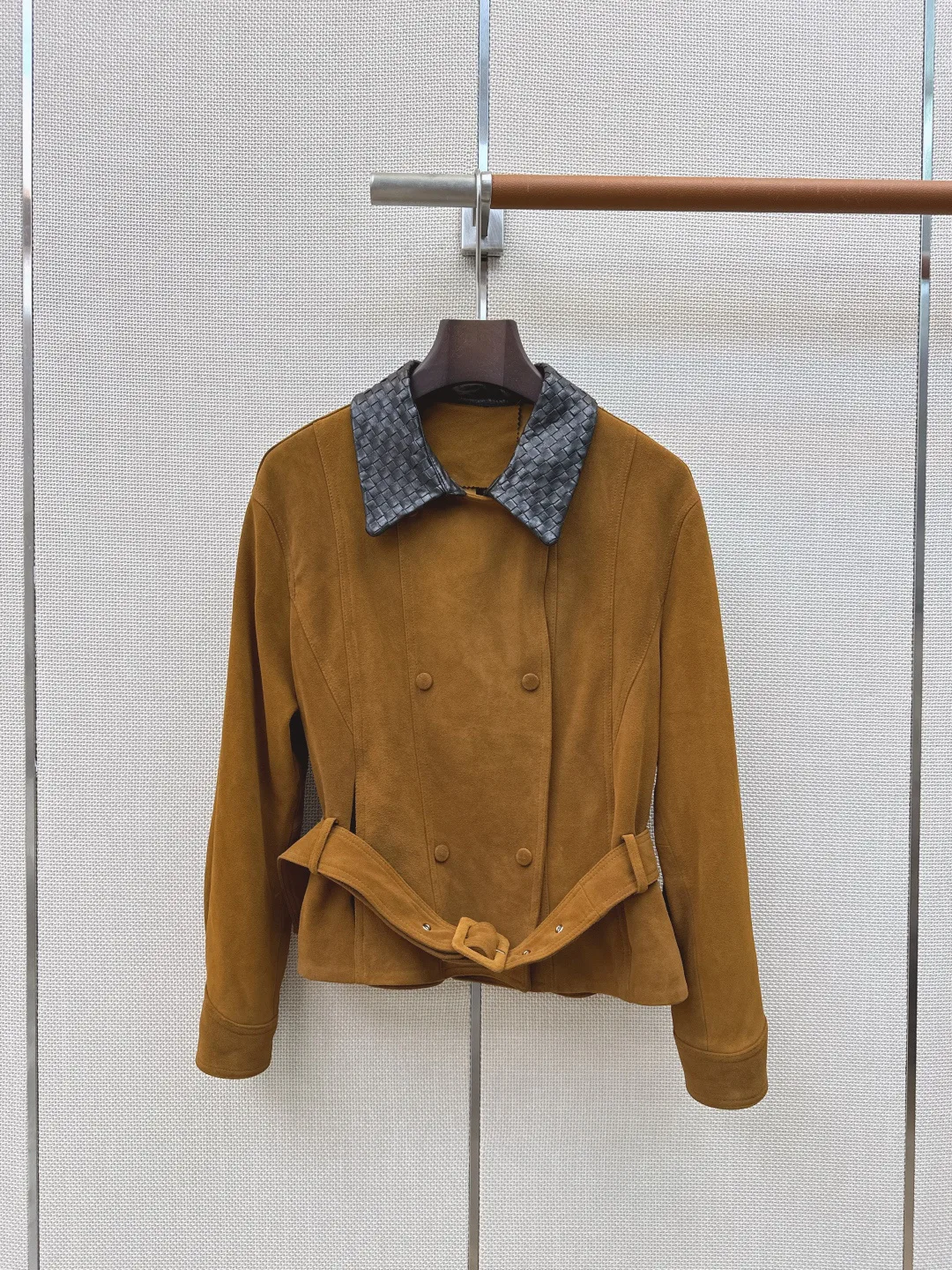 Women's Leather Jackets And Sheepskin Coats BOTTEGA VENETA 18094453