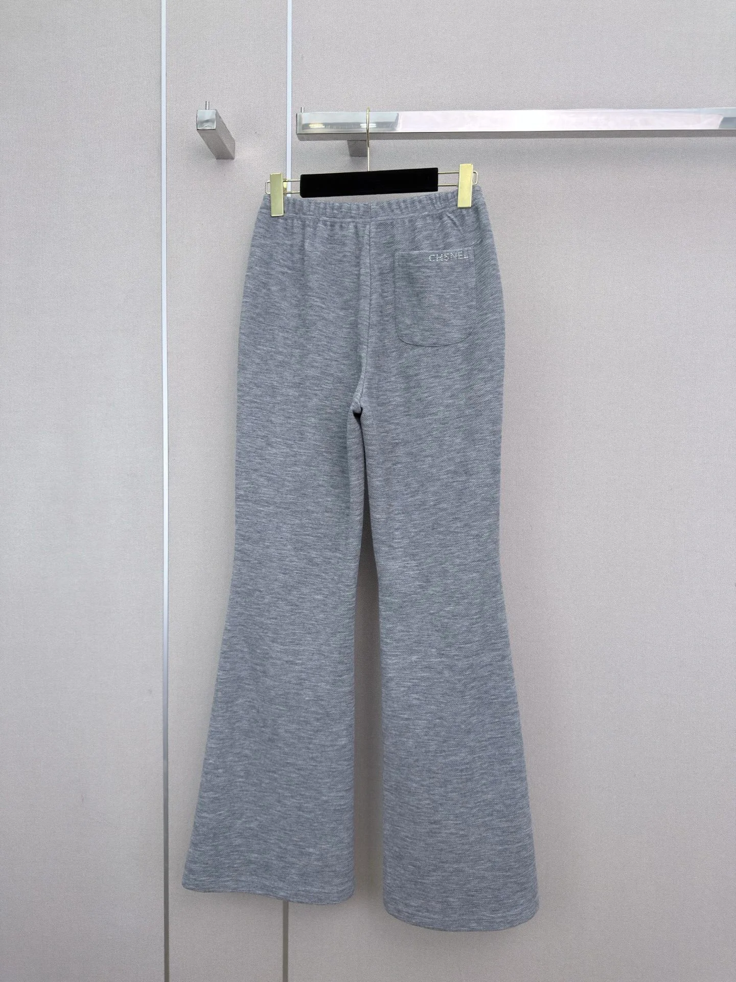 Women's Trousers CHANEL 18138156