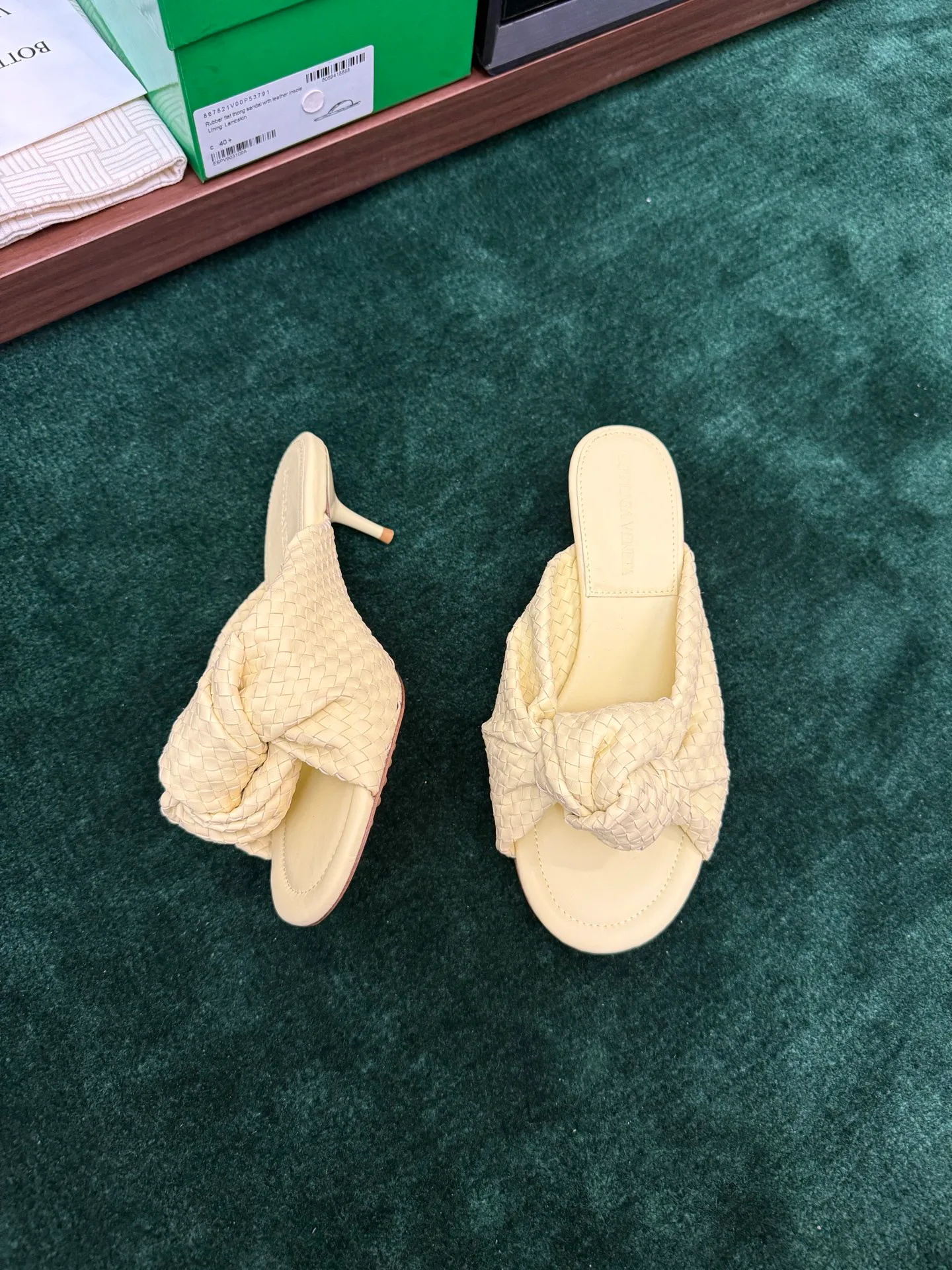Women's Mules And Clogs BOTTEGA VENETA 17386169