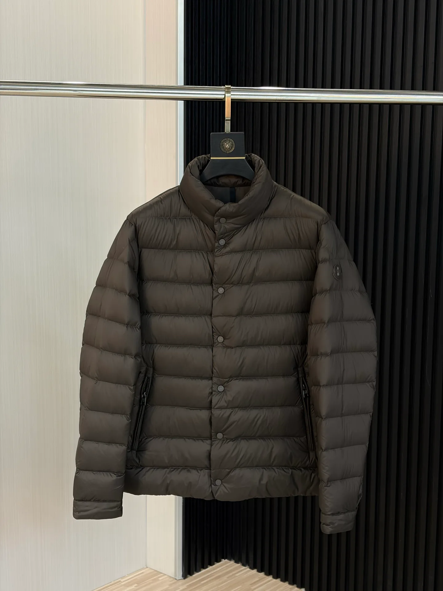 Men's Jackets And Down Jackets MONCLER 18218453