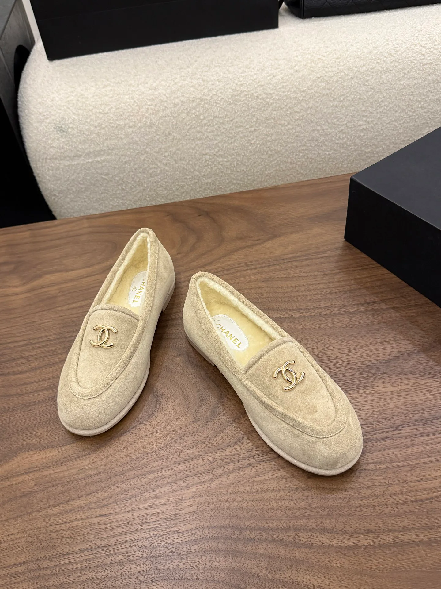 Women's Loafers And Moccasins CHANEL 18223704
