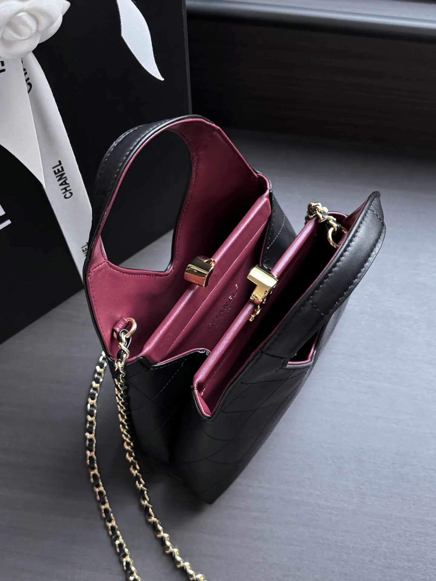 Women's Classic Handbags CHANEL 17364627