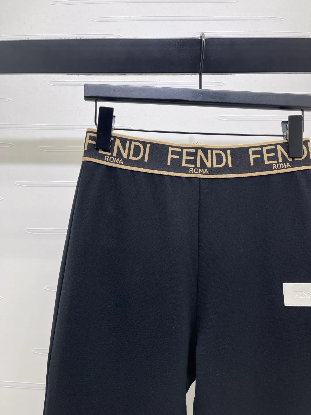 Women's Trousers FENDI 17797767