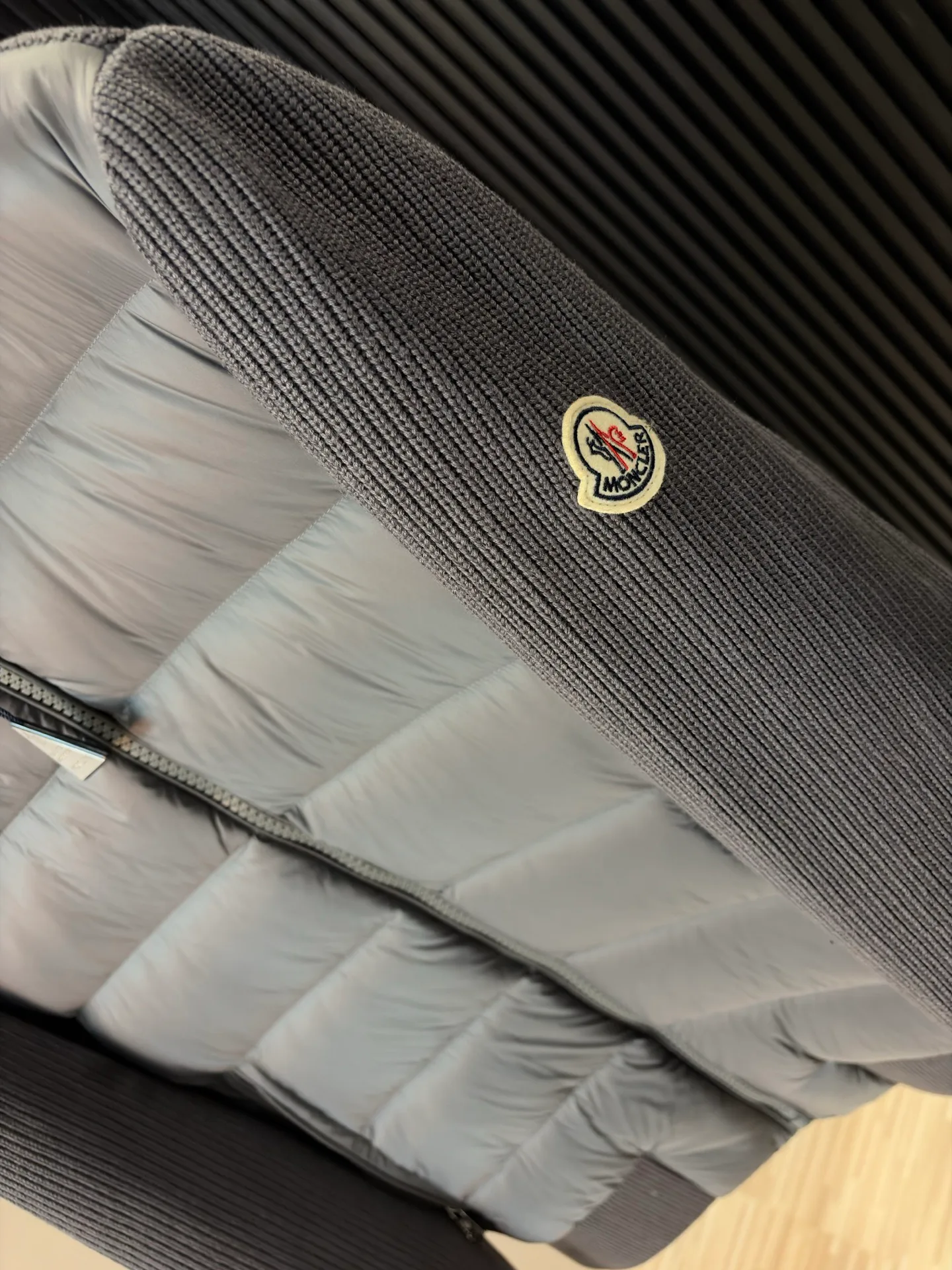Women's Jackets And Down Jackets MONCLER 18391738