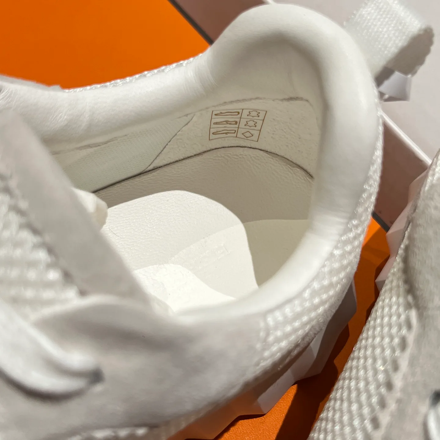 Women's Sneakers HERMES 18080309