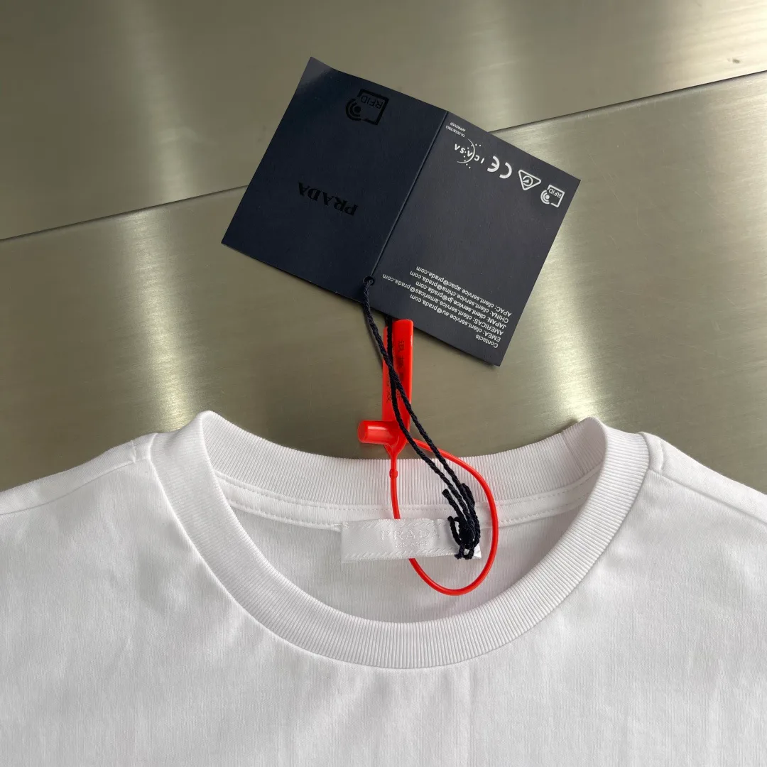 Men's T-Shirts PRADA 18191278